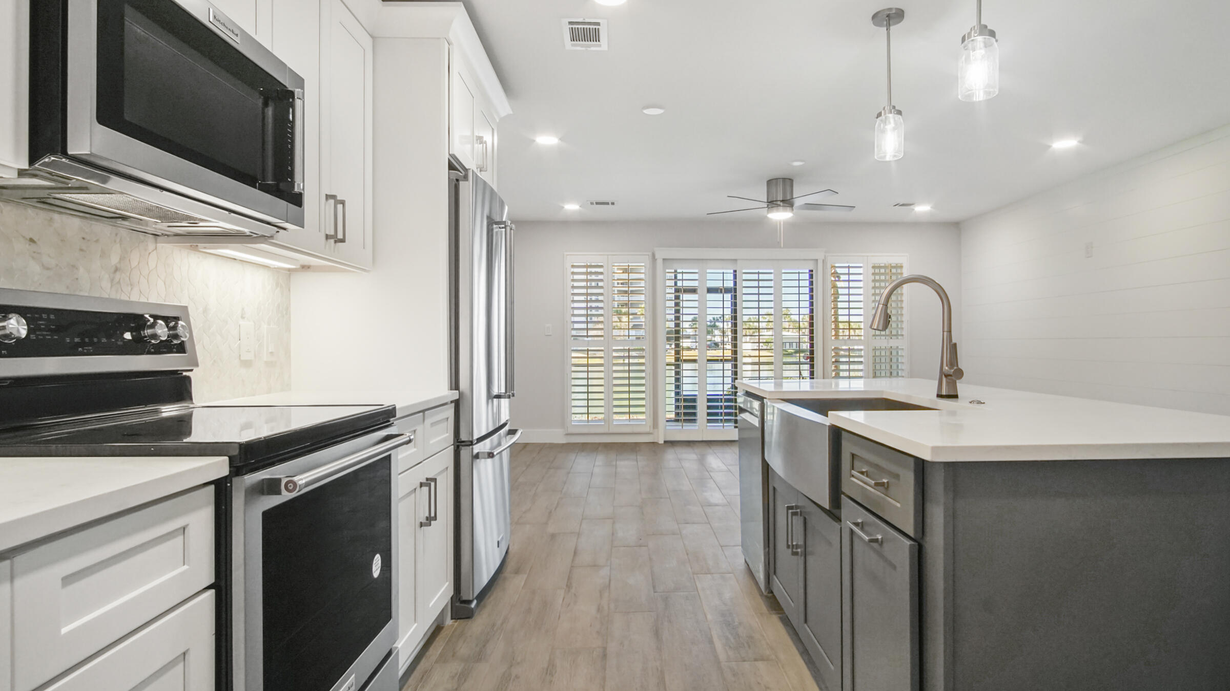 SEASCAPE CONDO PH 7 - Residential