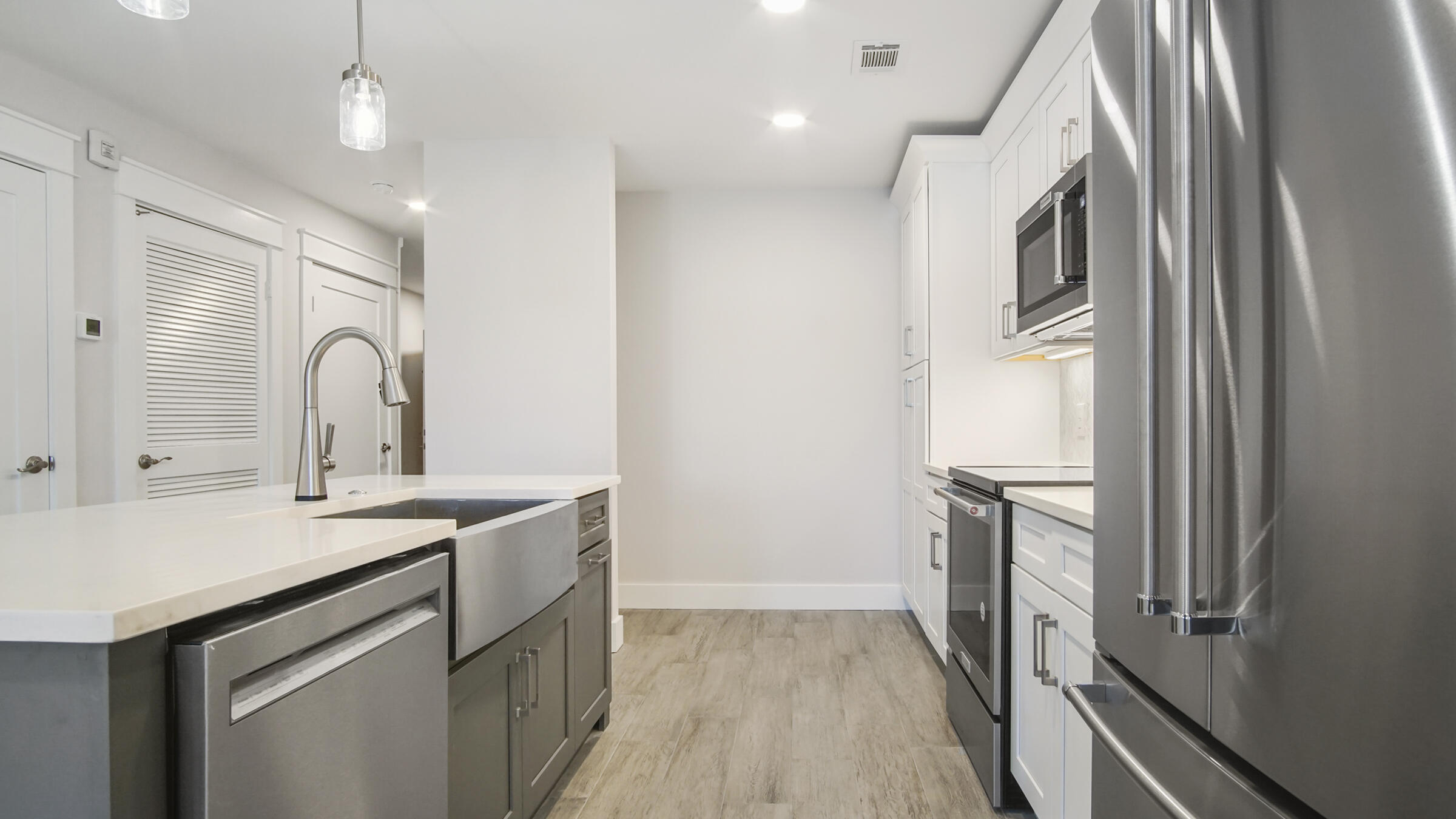 SEASCAPE CONDO PH 7 - Residential