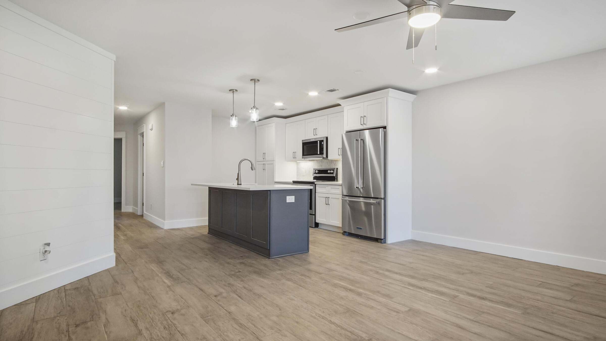 SEASCAPE CONDO PH 7 - Residential