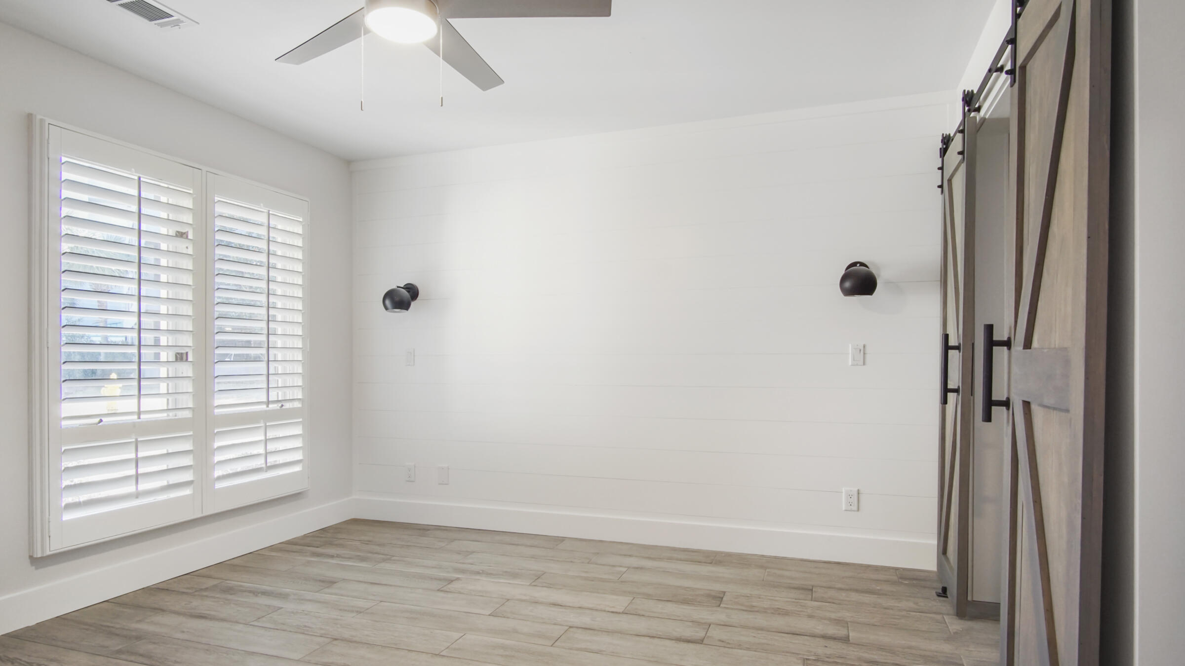 SEASCAPE CONDO PH 7 - Residential