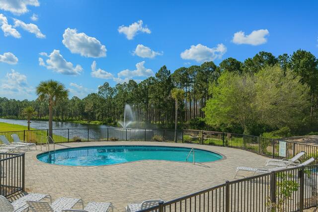 Kara Lake Townhomes - Residential