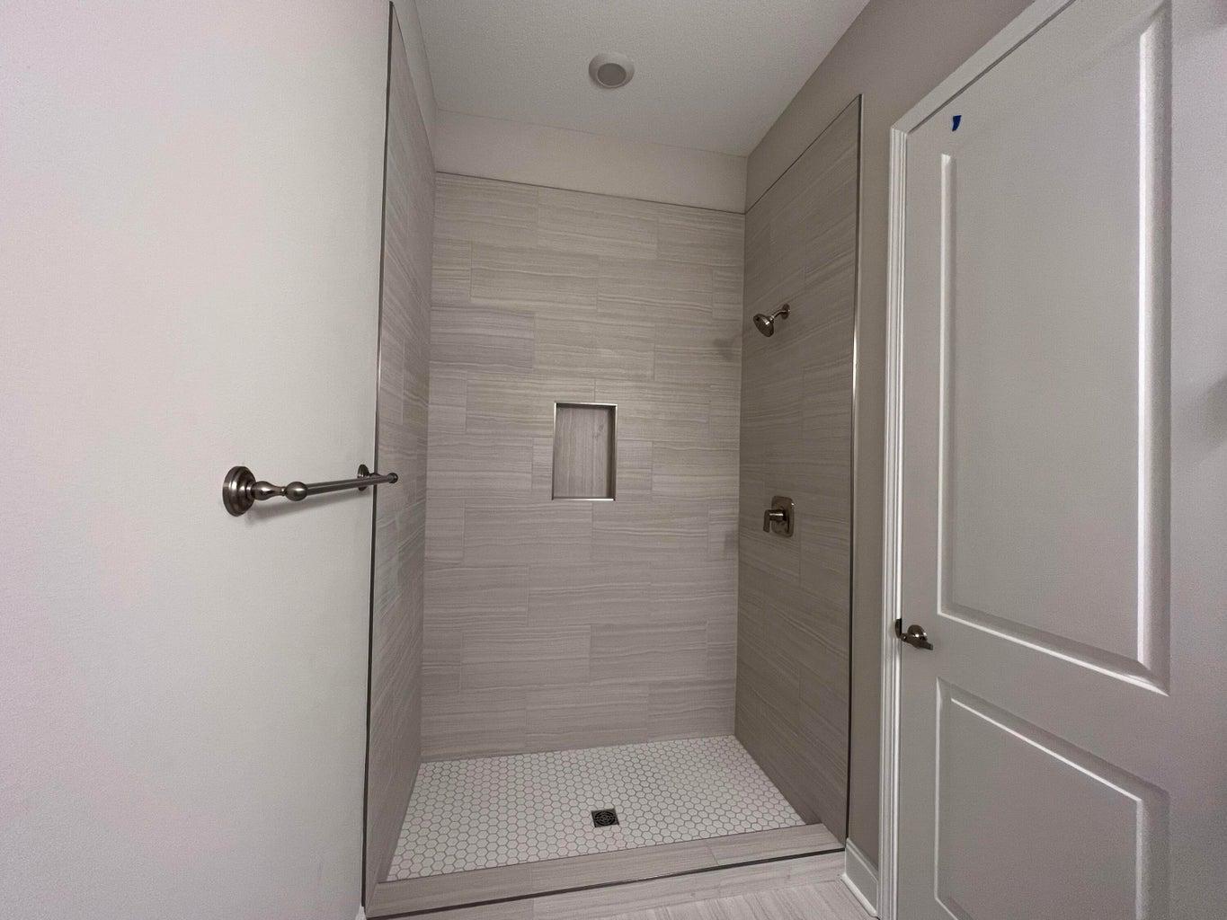 Kara Lake Townhomes - Residential