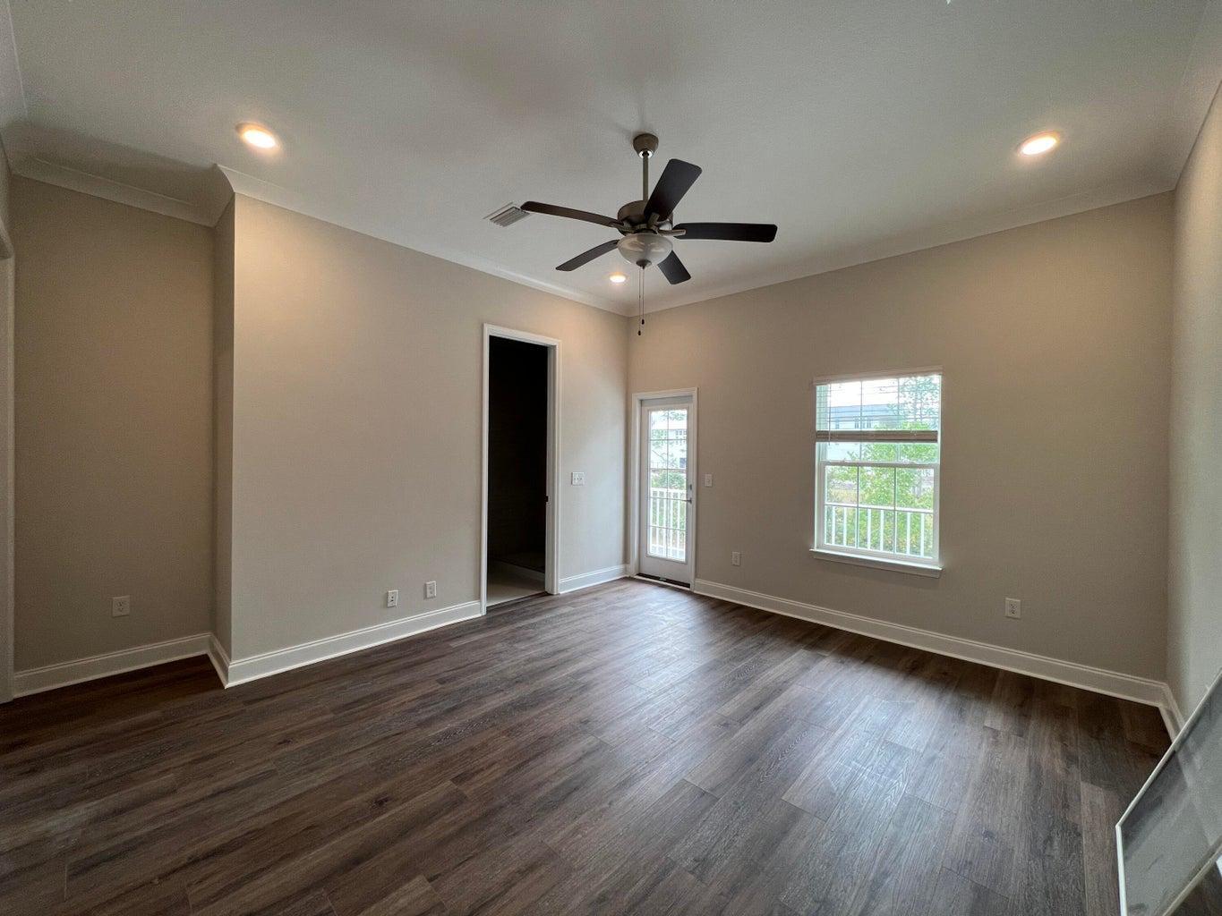 Kara Lake Townhomes - Residential