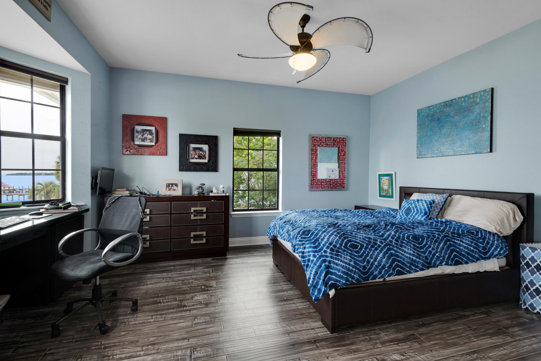 DOLPHIN POINT ESTATES - Residential