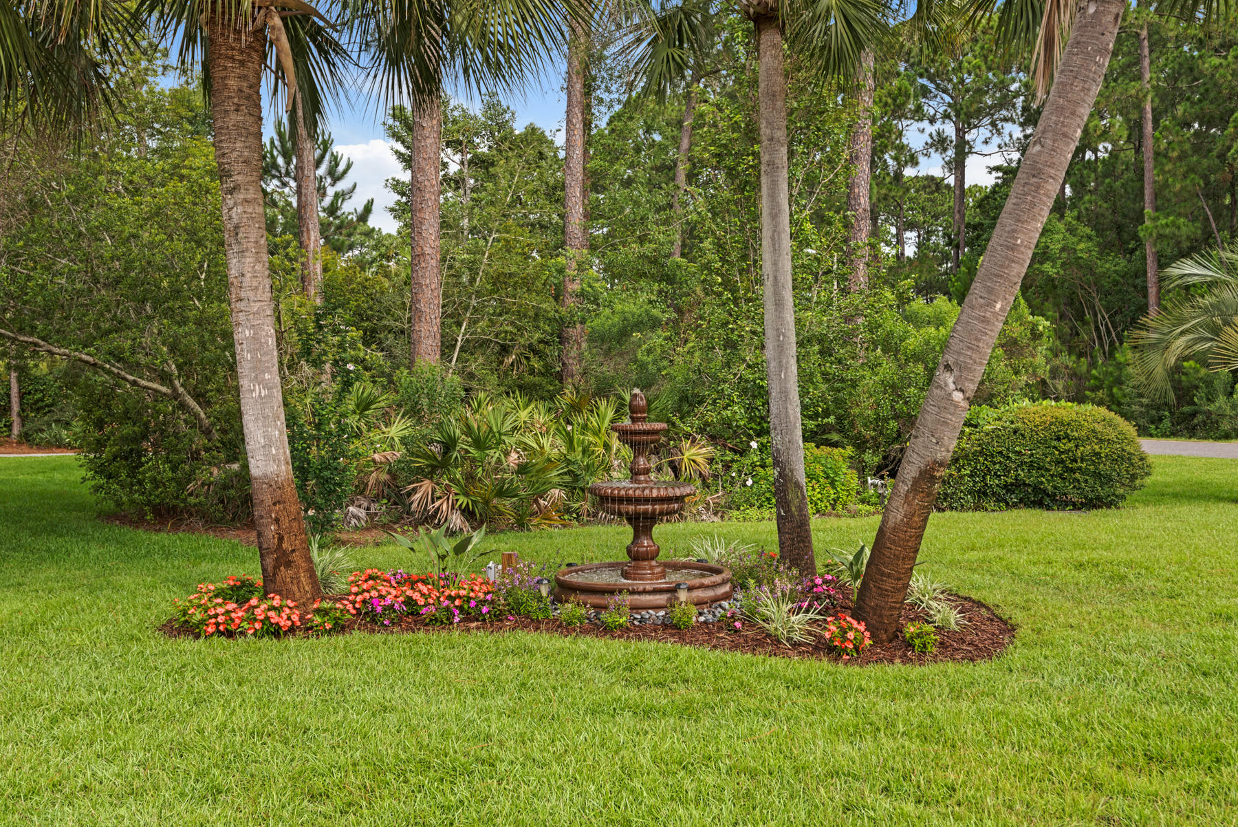 DOLPHIN POINT ESTATES - Residential