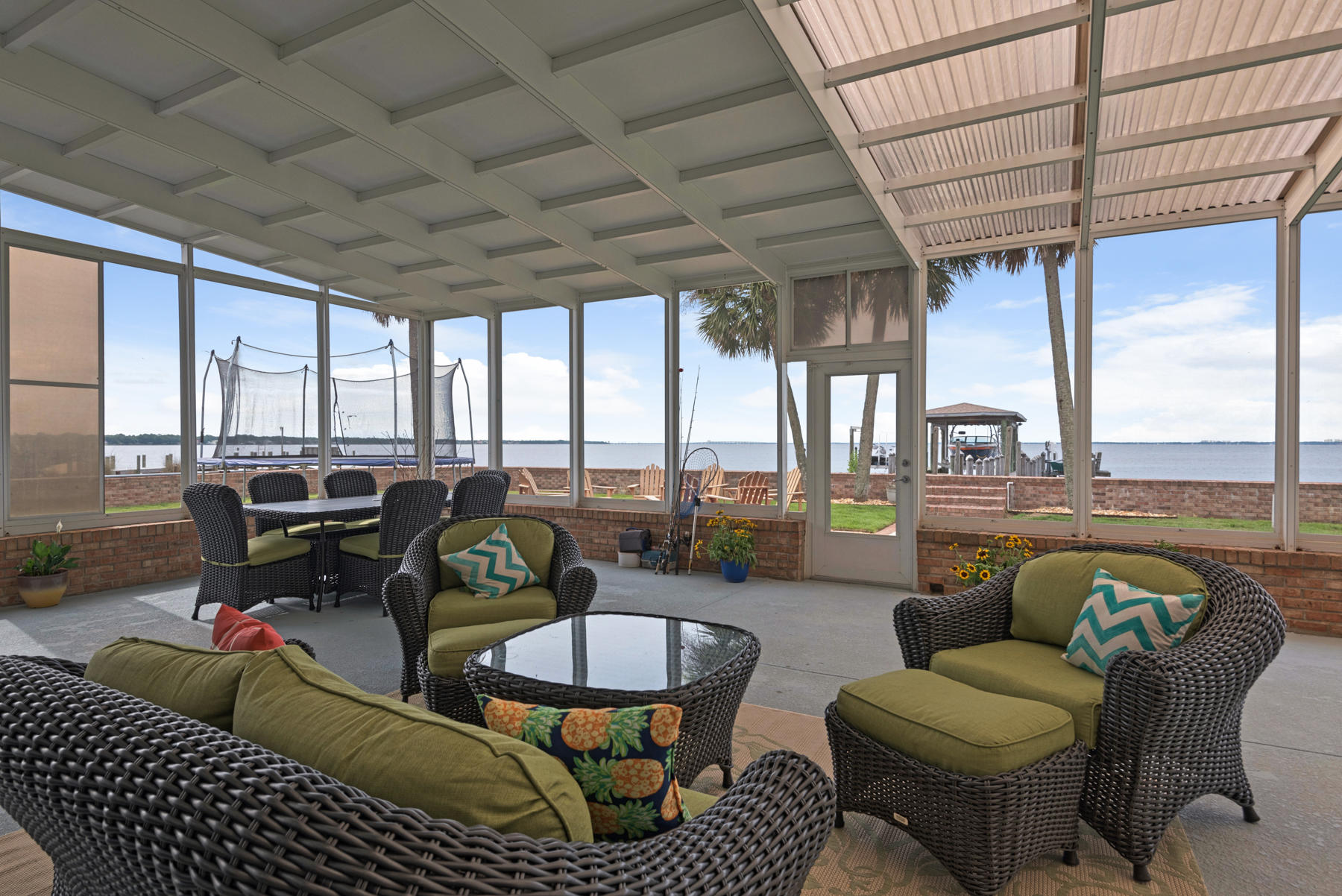 DOLPHIN POINT ESTATES - Residential