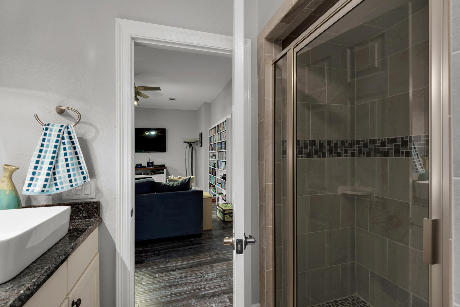 DOLPHIN POINT ESTATES - Residential