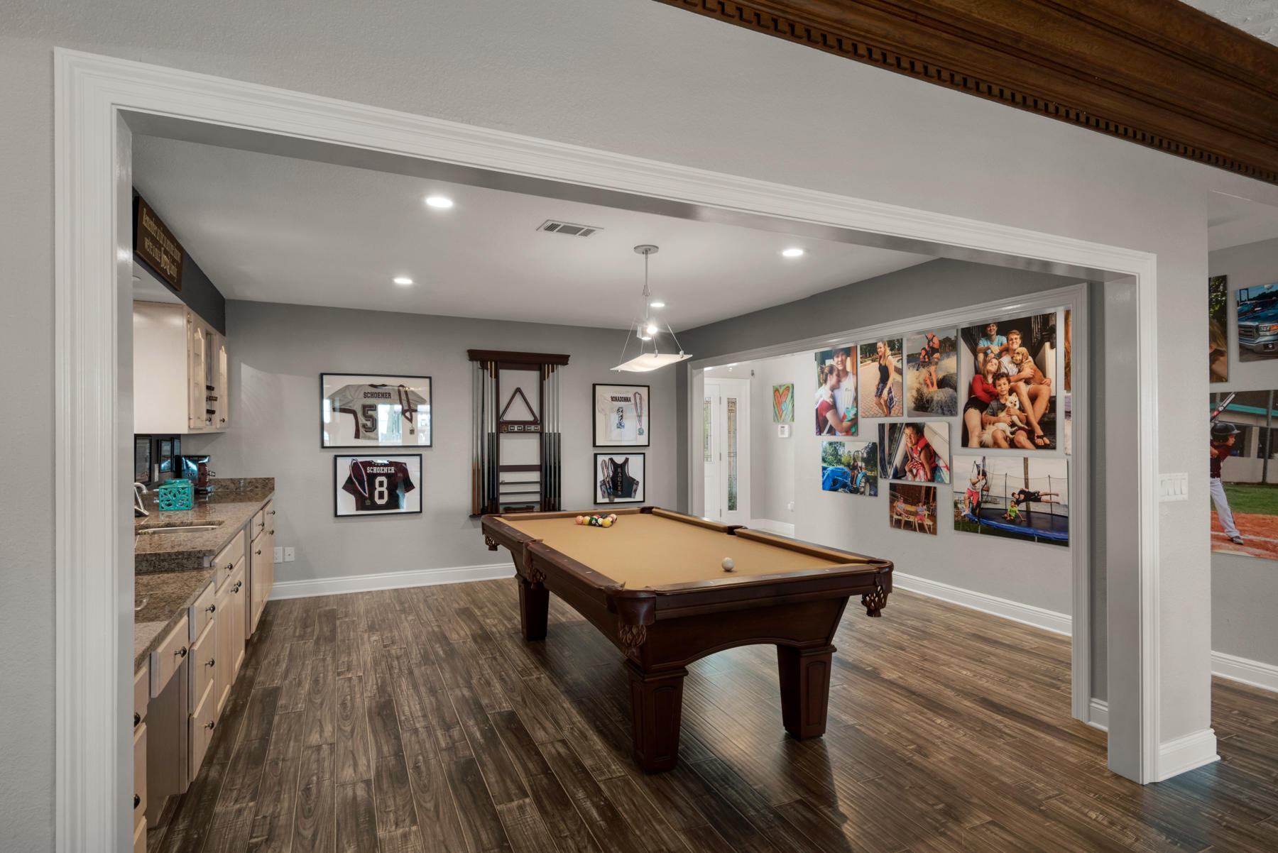 DOLPHIN POINT ESTATES - Residential