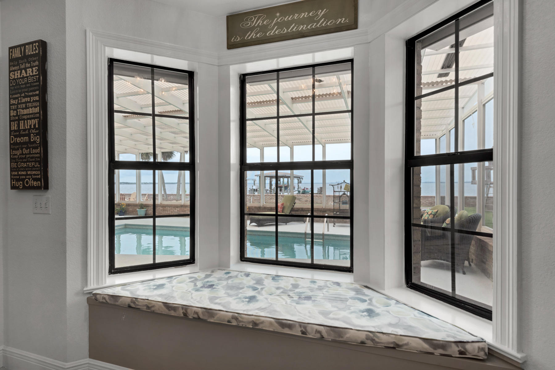 DOLPHIN POINT ESTATES - Residential