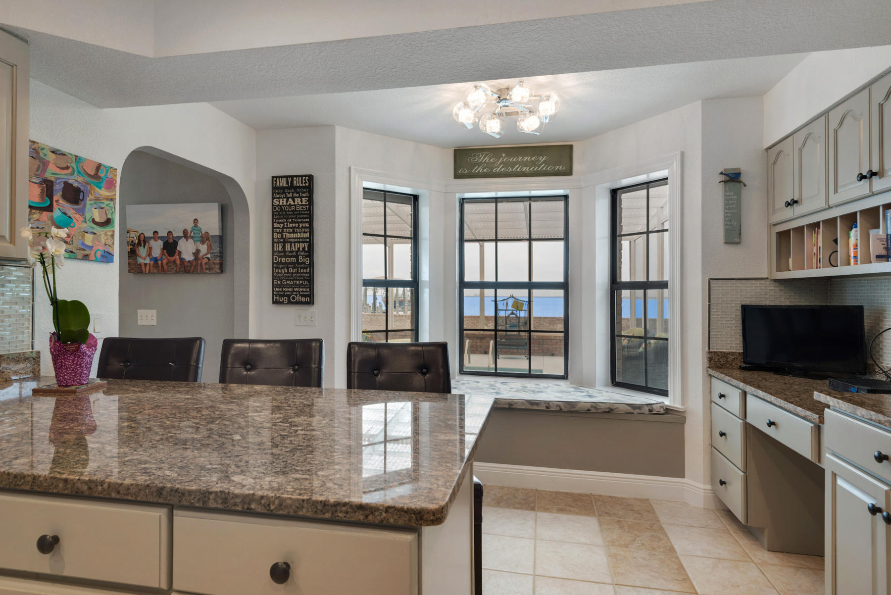 DOLPHIN POINT ESTATES - Residential