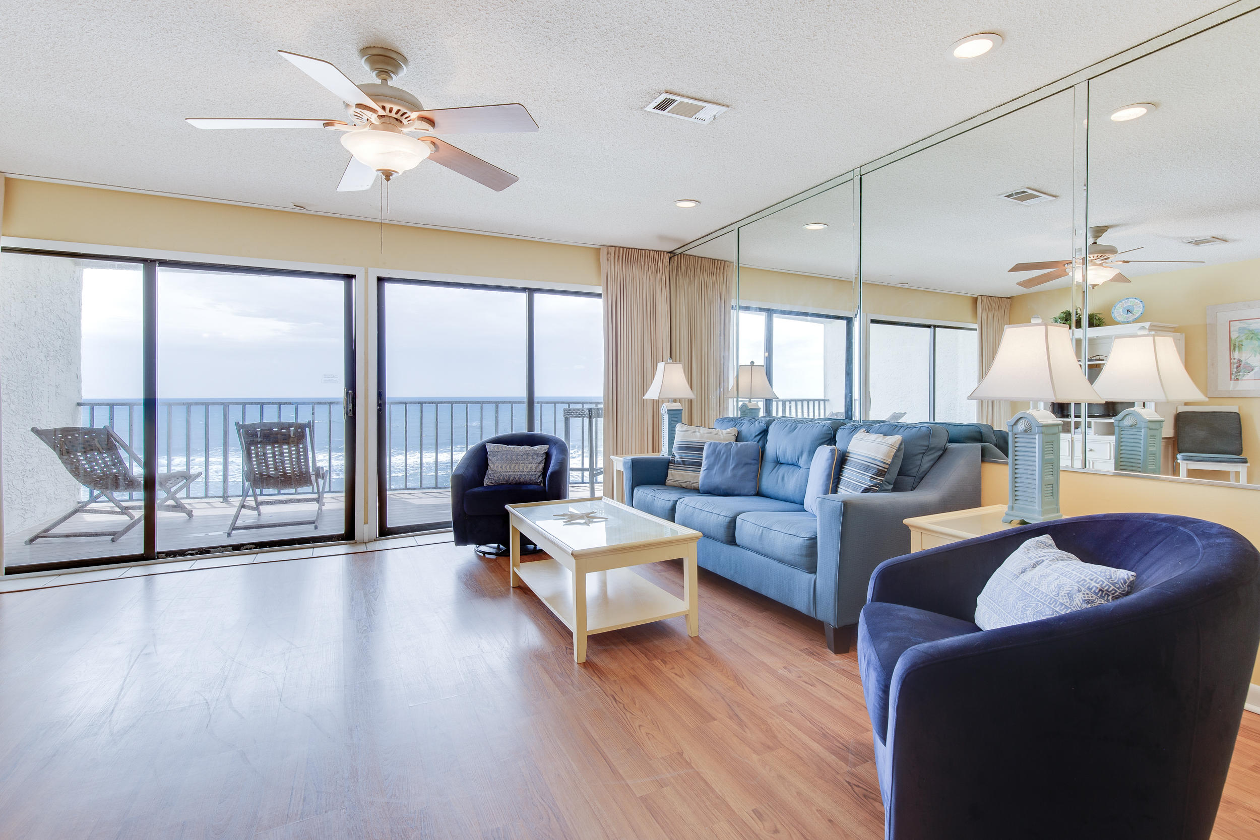 BLUE MOUNTAIN VILLAS CONDO - Residential