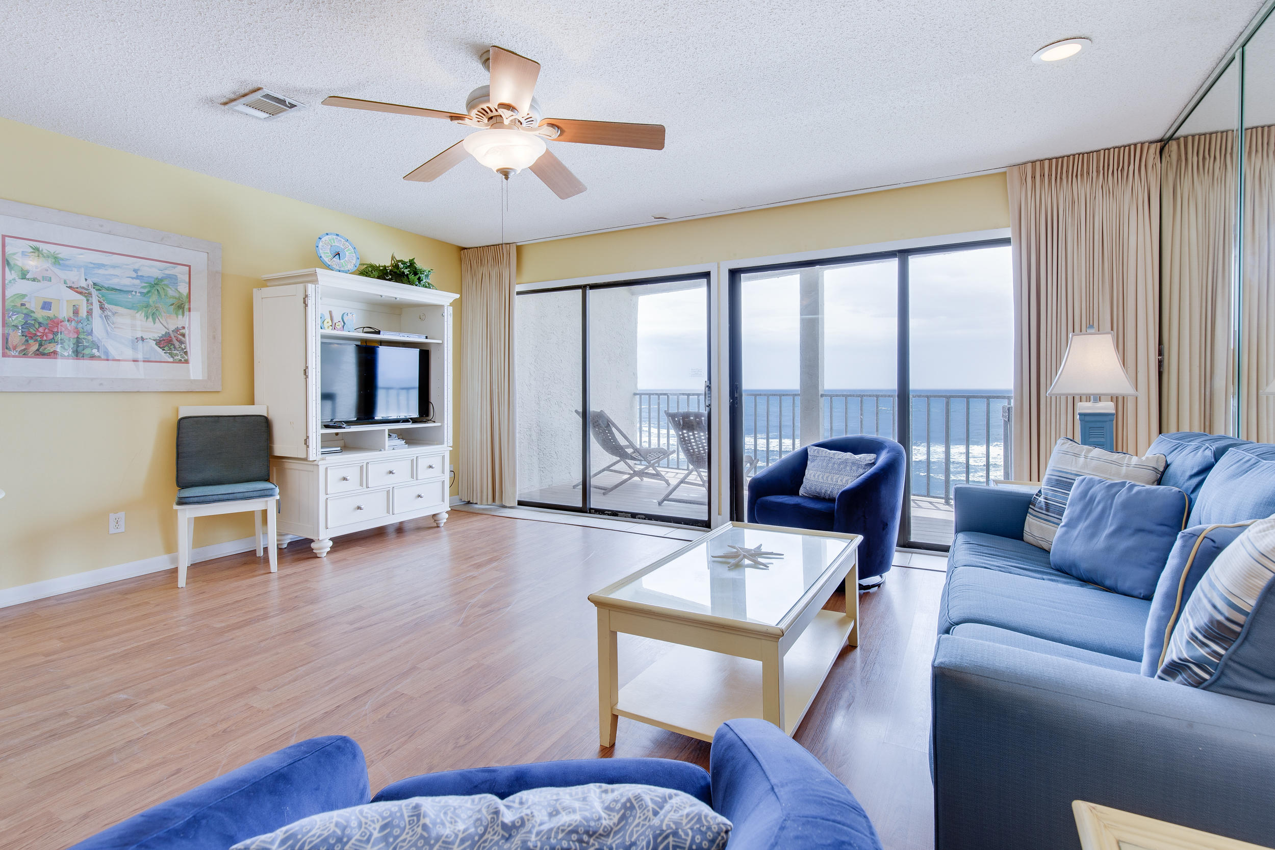 BLUE MOUNTAIN VILLAS CONDO - Residential