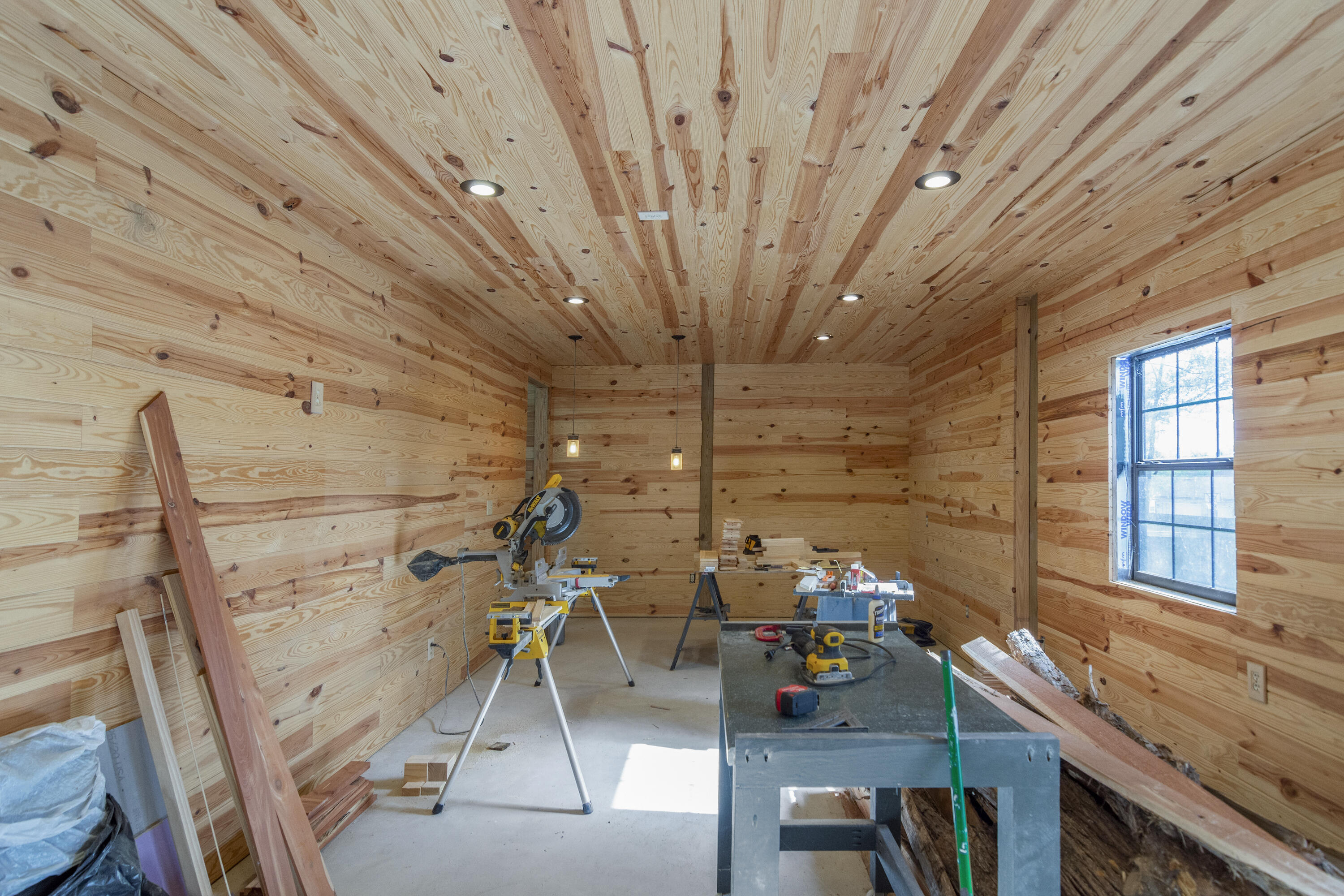 GREENWOOD ACRES - Residential