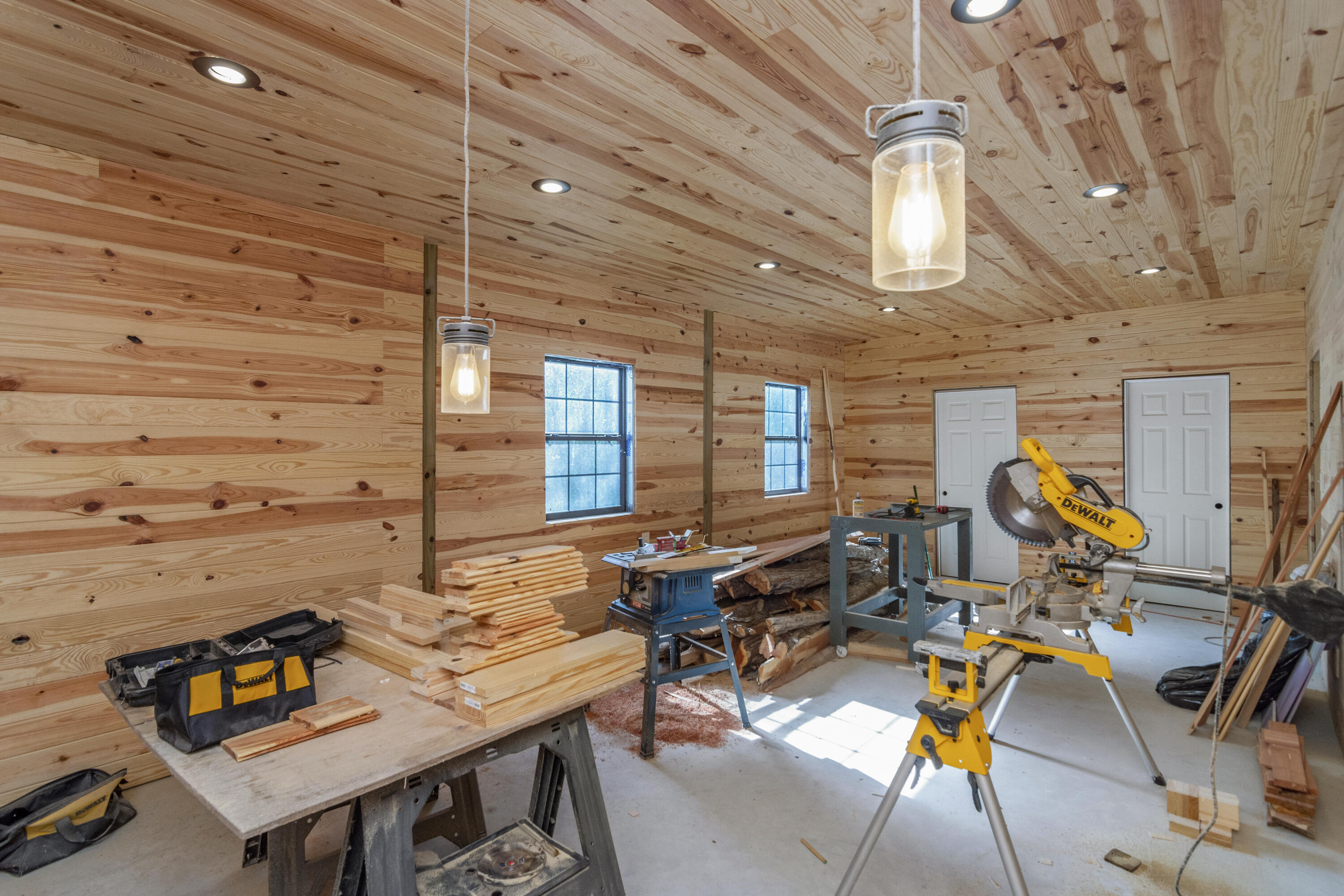 GREENWOOD ACRES - Residential