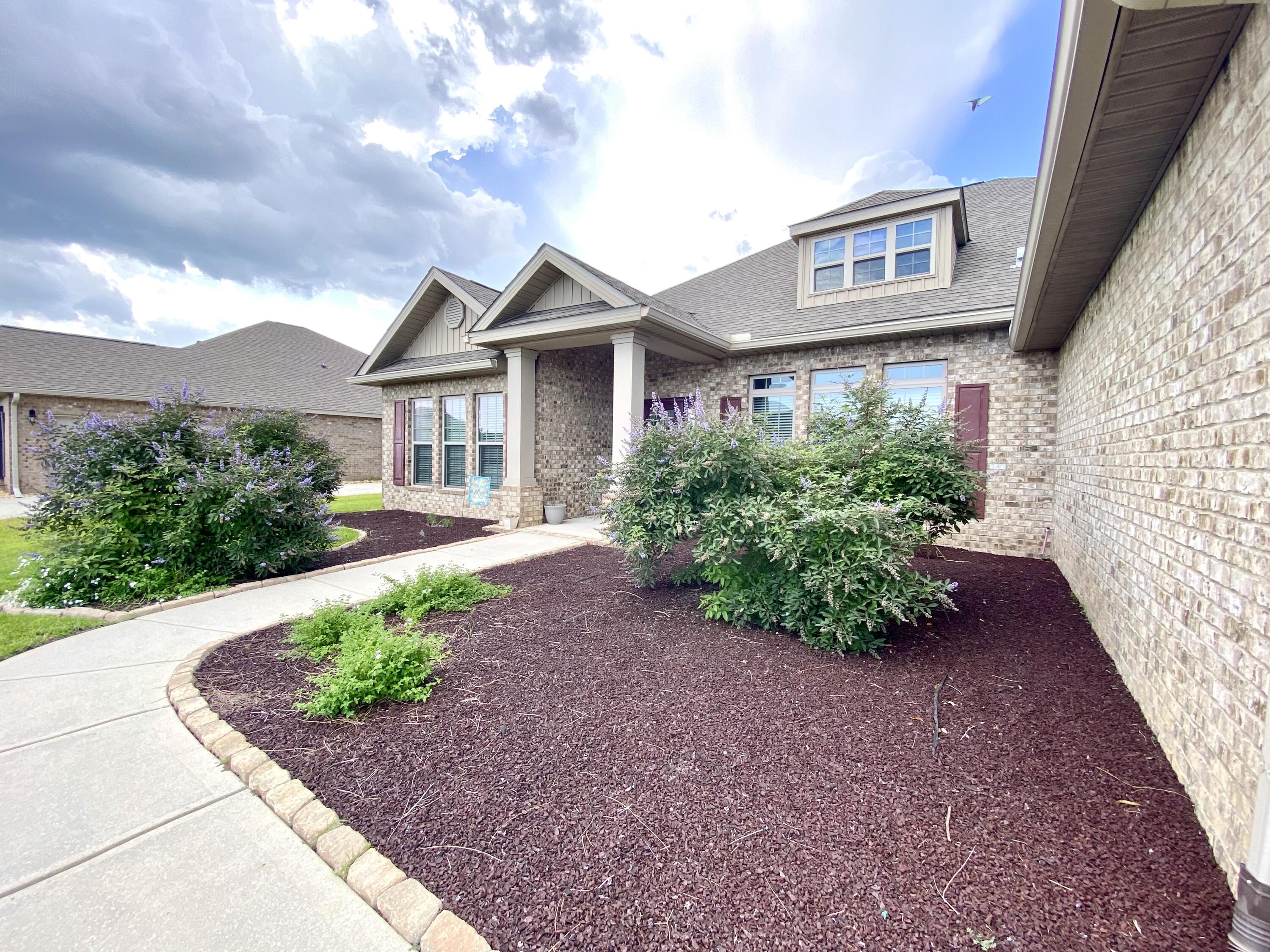 Redstone Commons - Residential