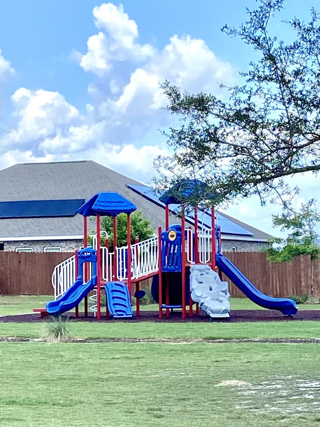 Redstone Commons - Residential