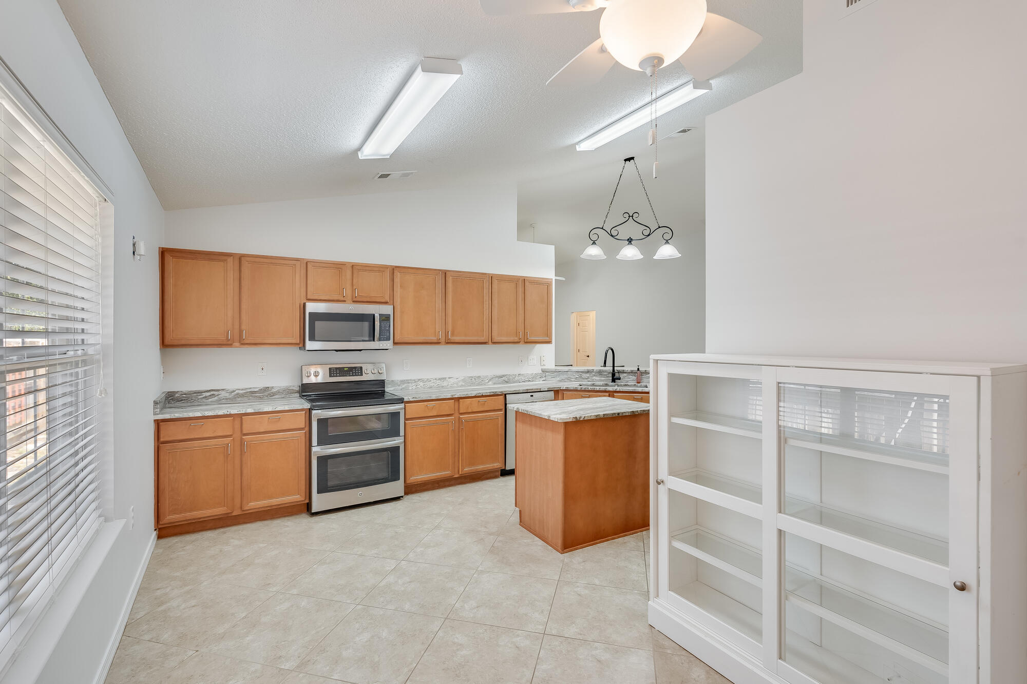 BAYOU LANDING - Residential