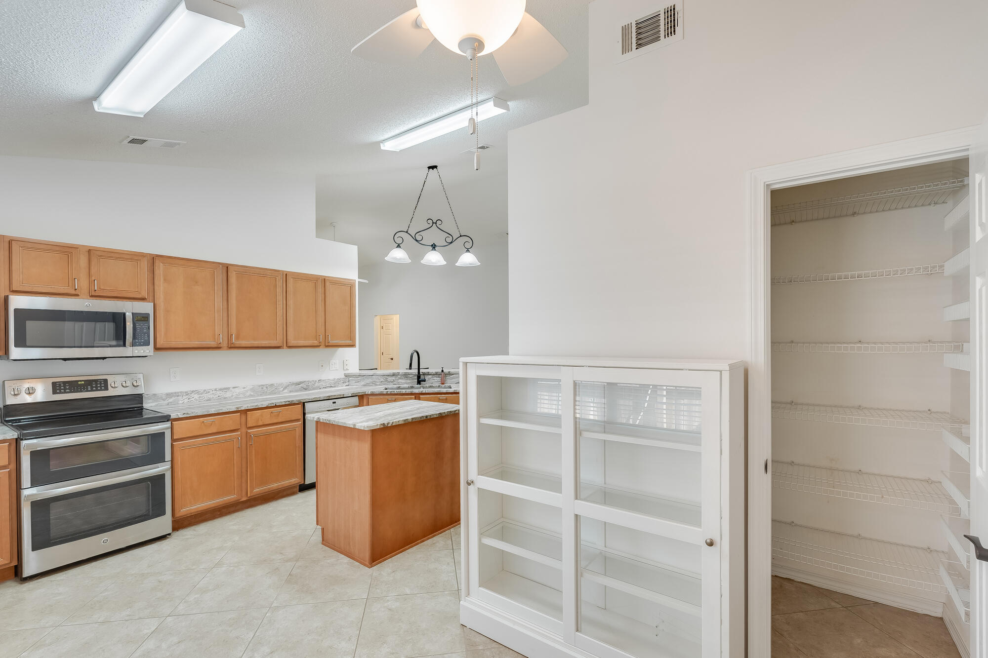 BAYOU LANDING - Residential