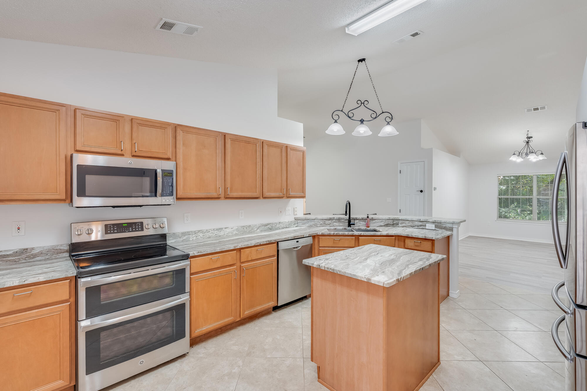 BAYOU LANDING - Residential
