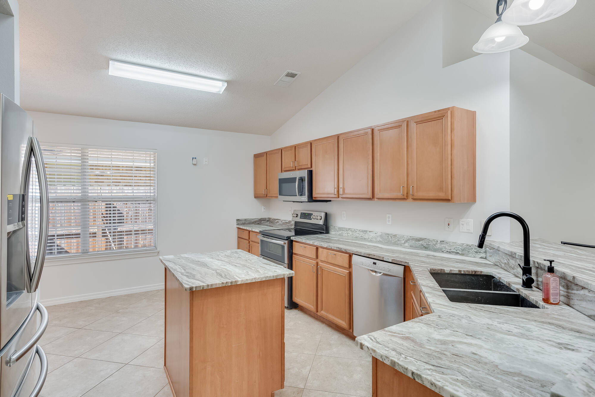 BAYOU LANDING - Residential