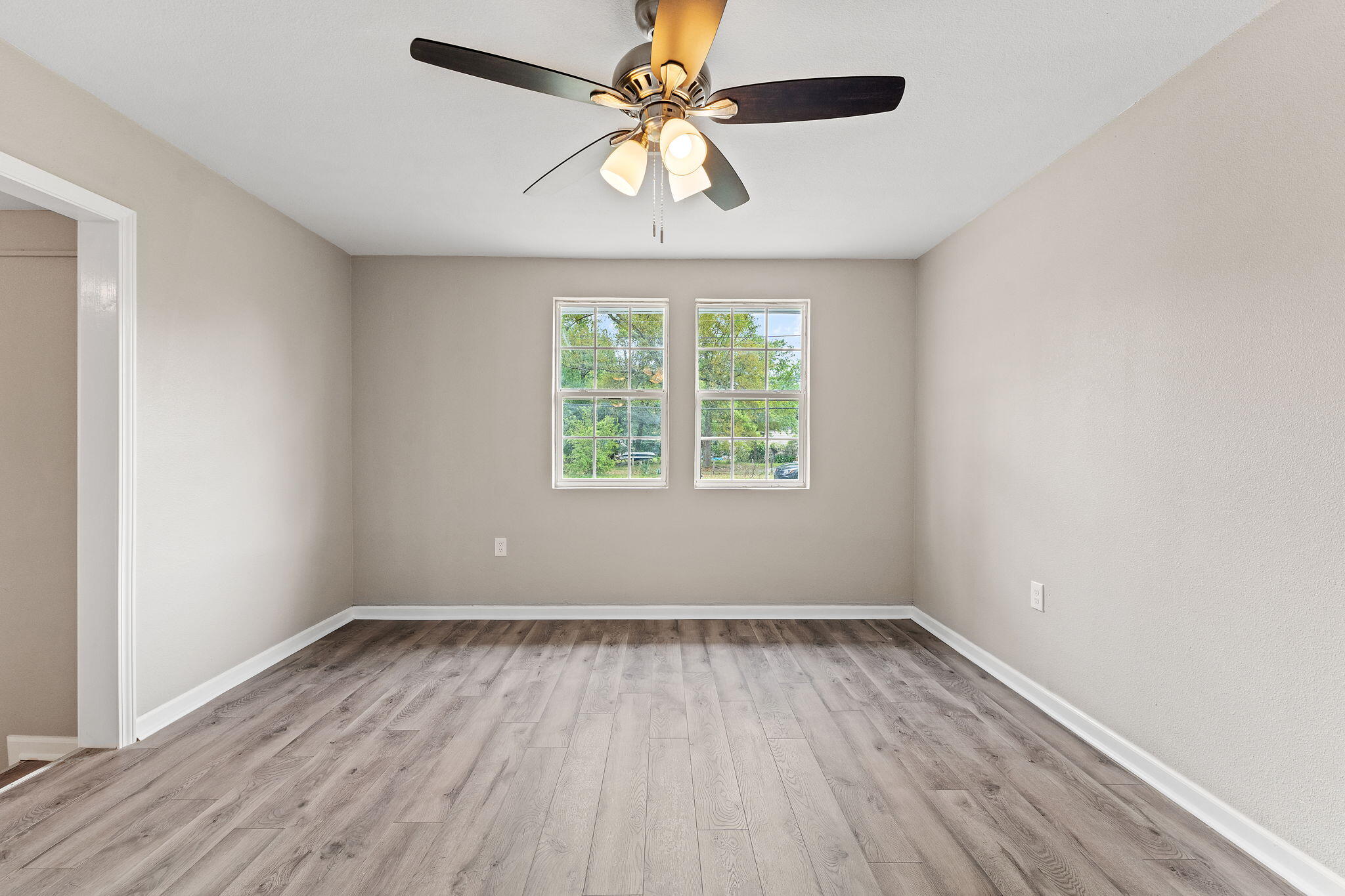 LAKEWOOD - Residential