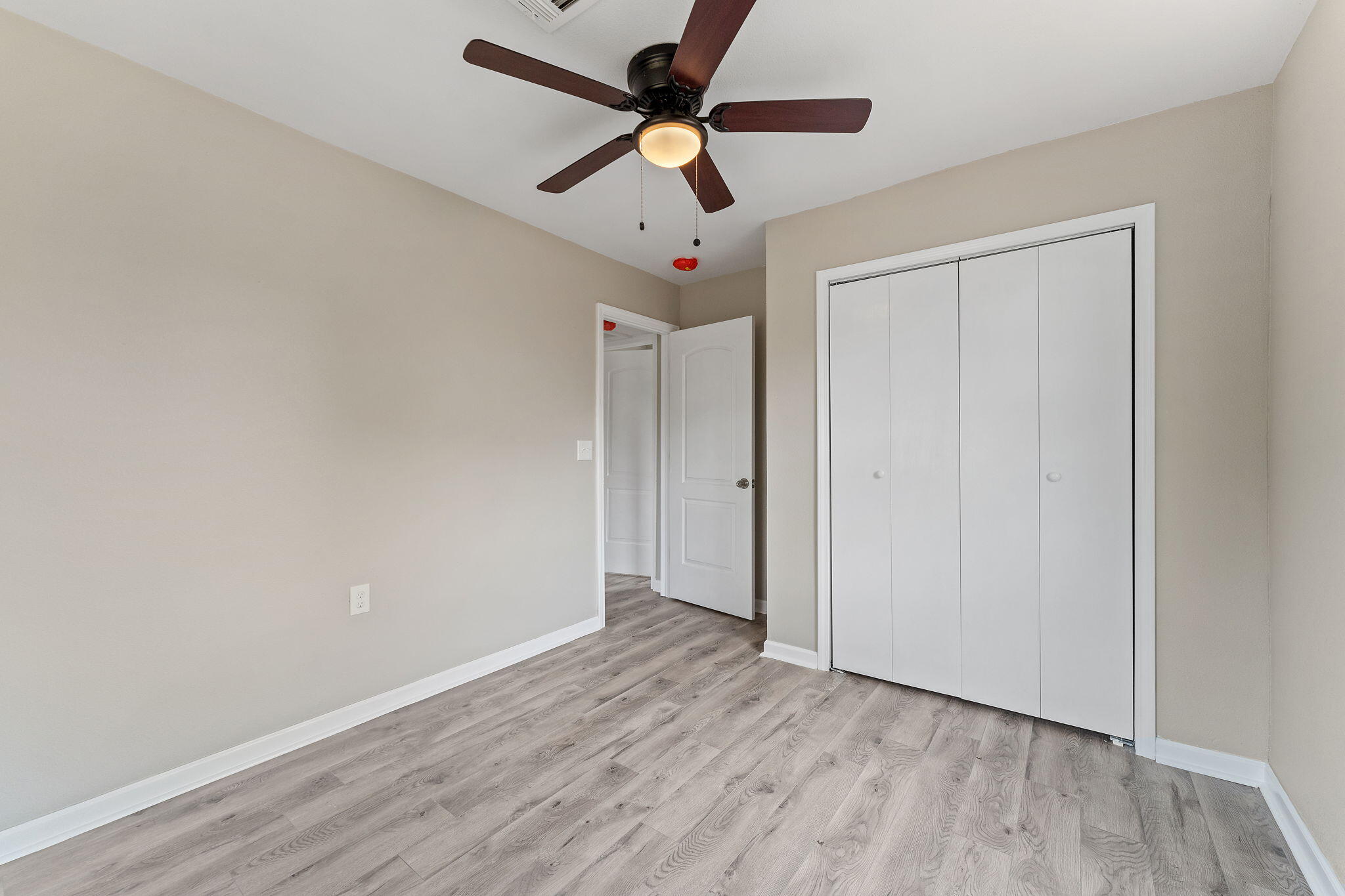 LAKEWOOD - Residential