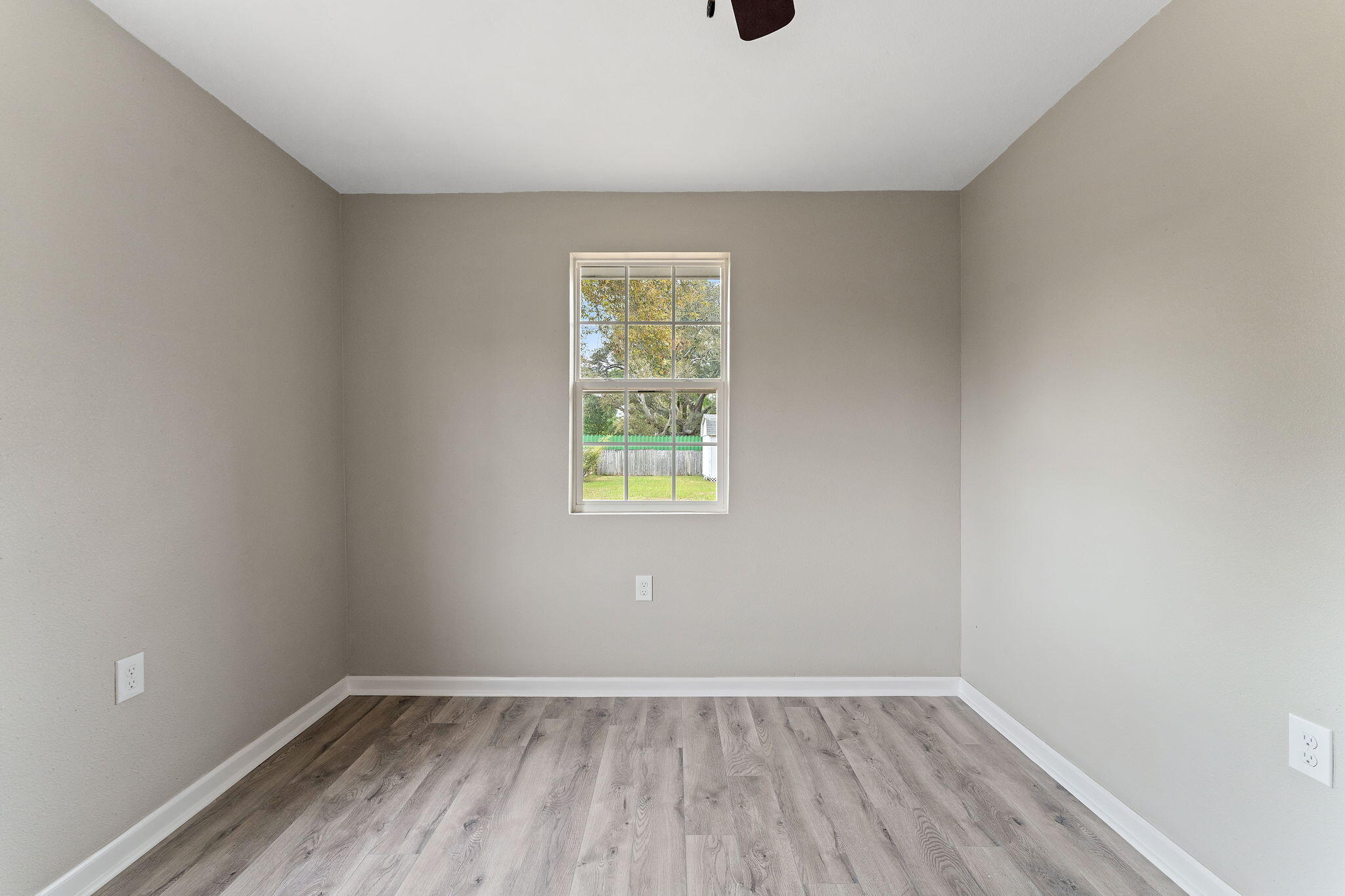 LAKEWOOD - Residential