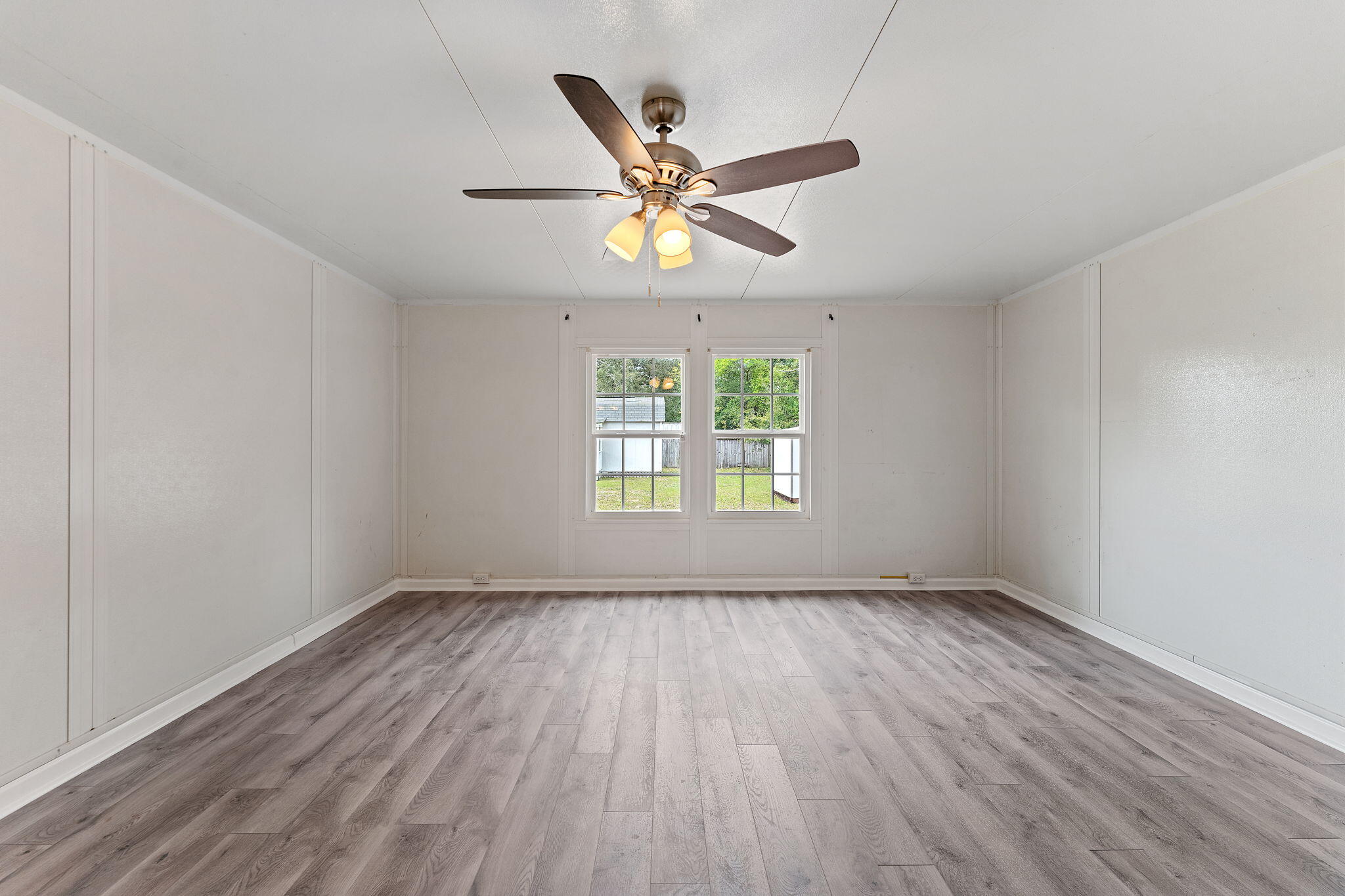 LAKEWOOD - Residential