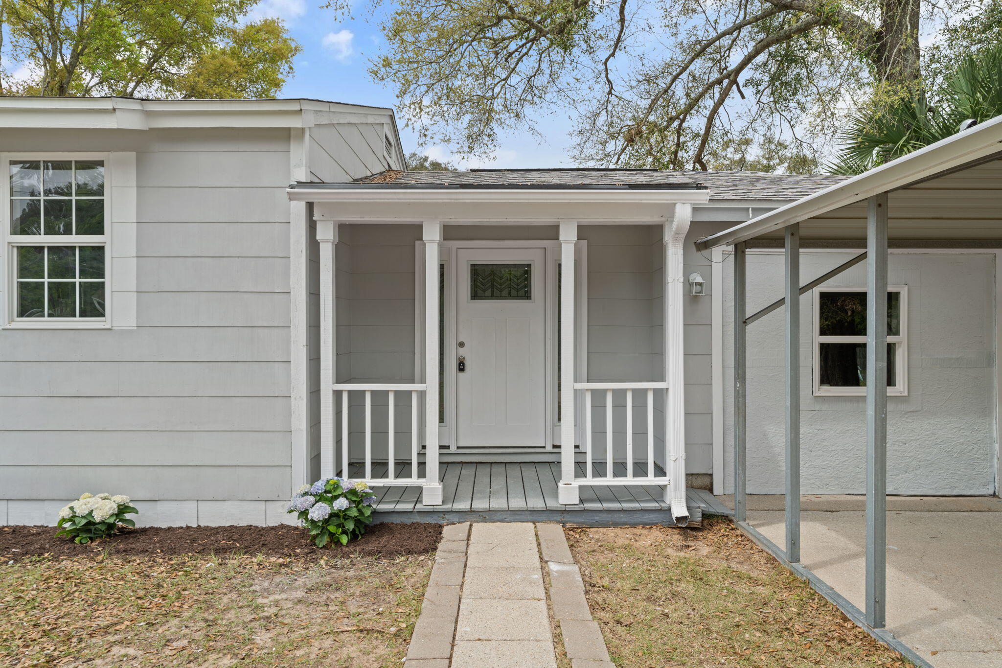 LAKEWOOD - Residential