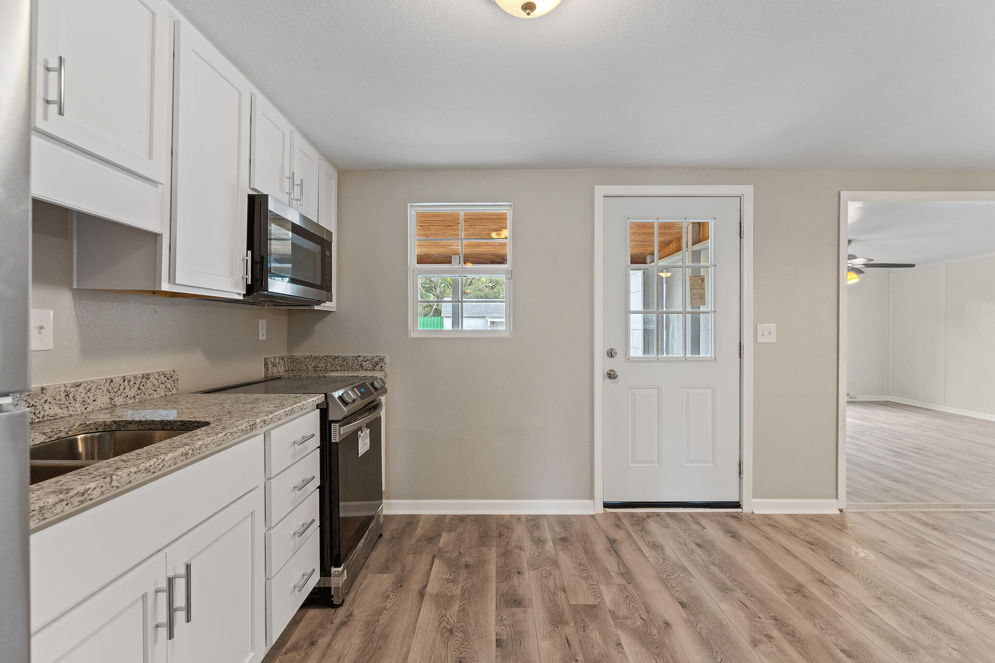 LAKEWOOD - Residential