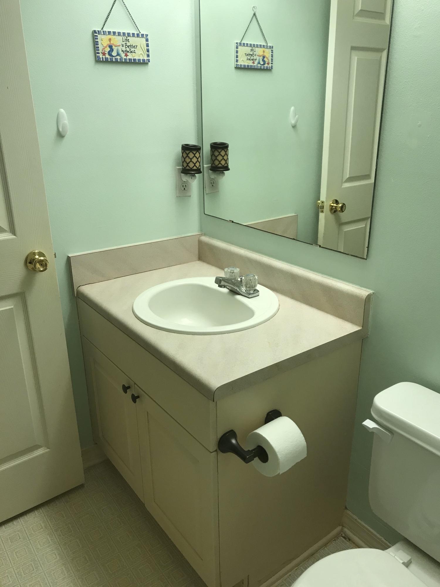 COUNTRY BREEZE ESTATES - Residential