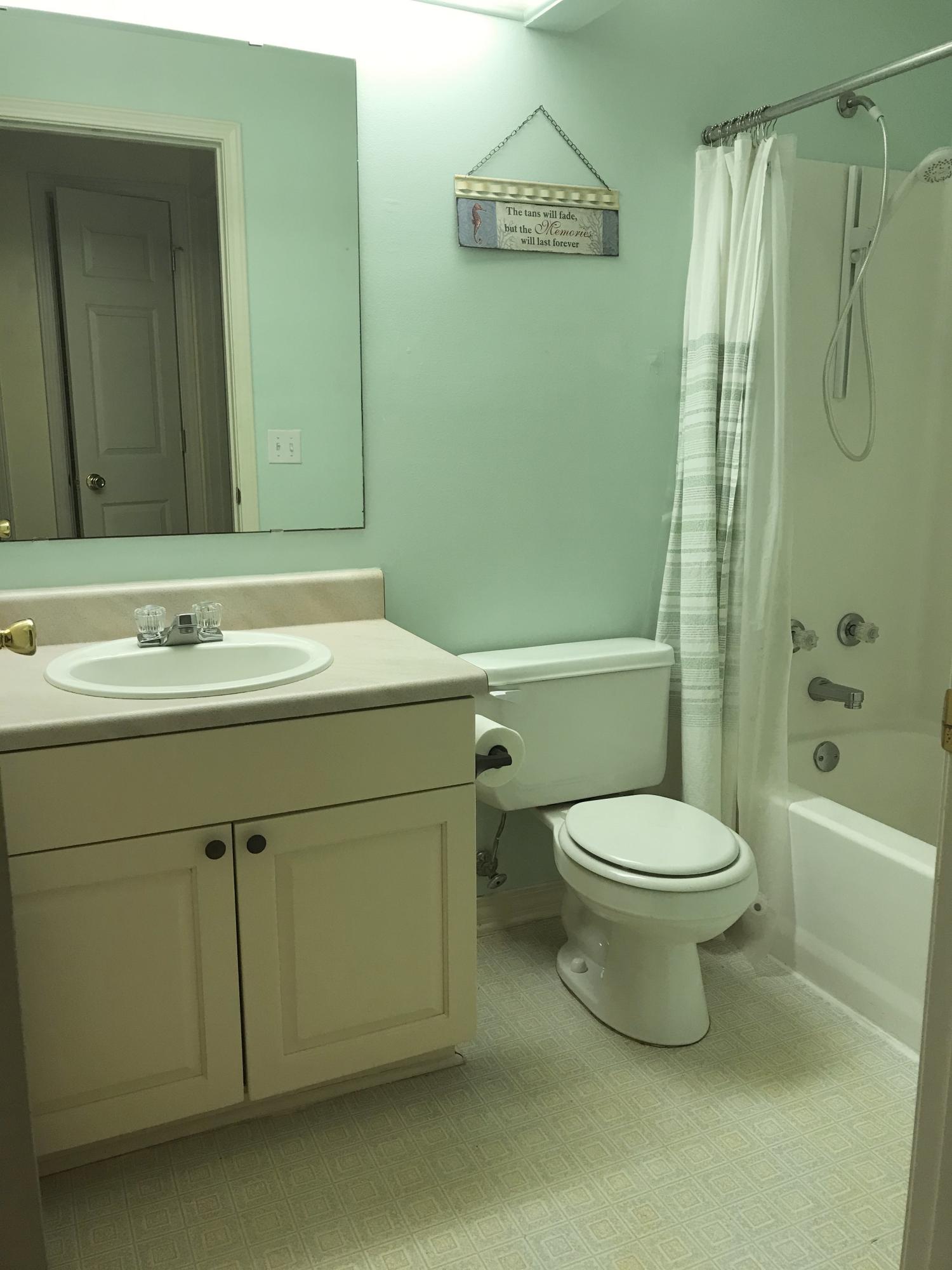 COUNTRY BREEZE ESTATES - Residential