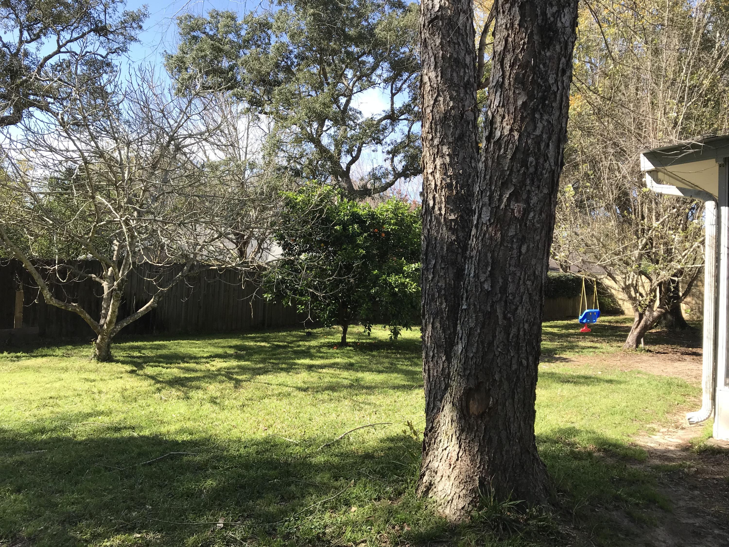 COUNTRY BREEZE ESTATES - Residential