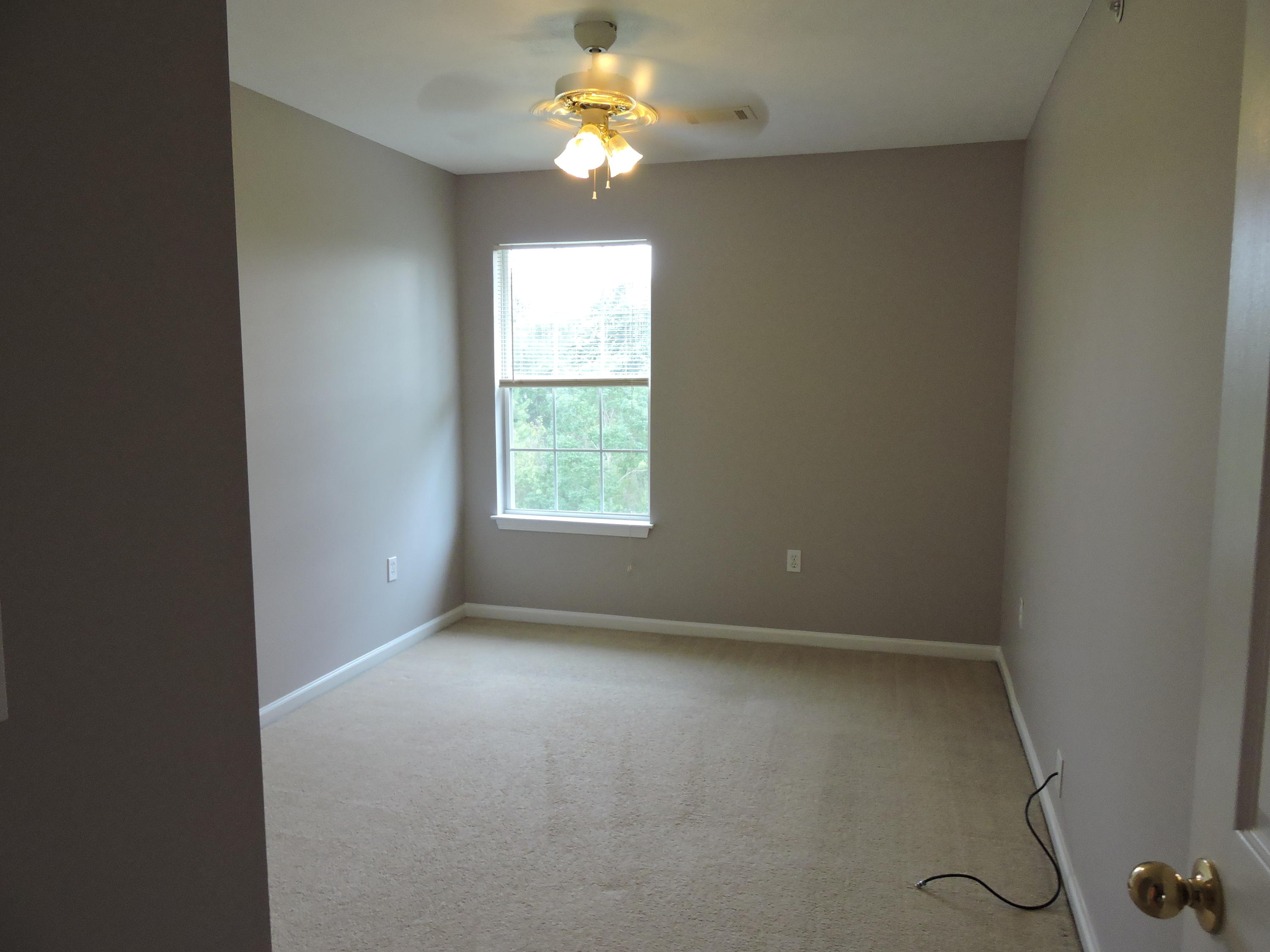 ROLLING PINES - Residential Lease