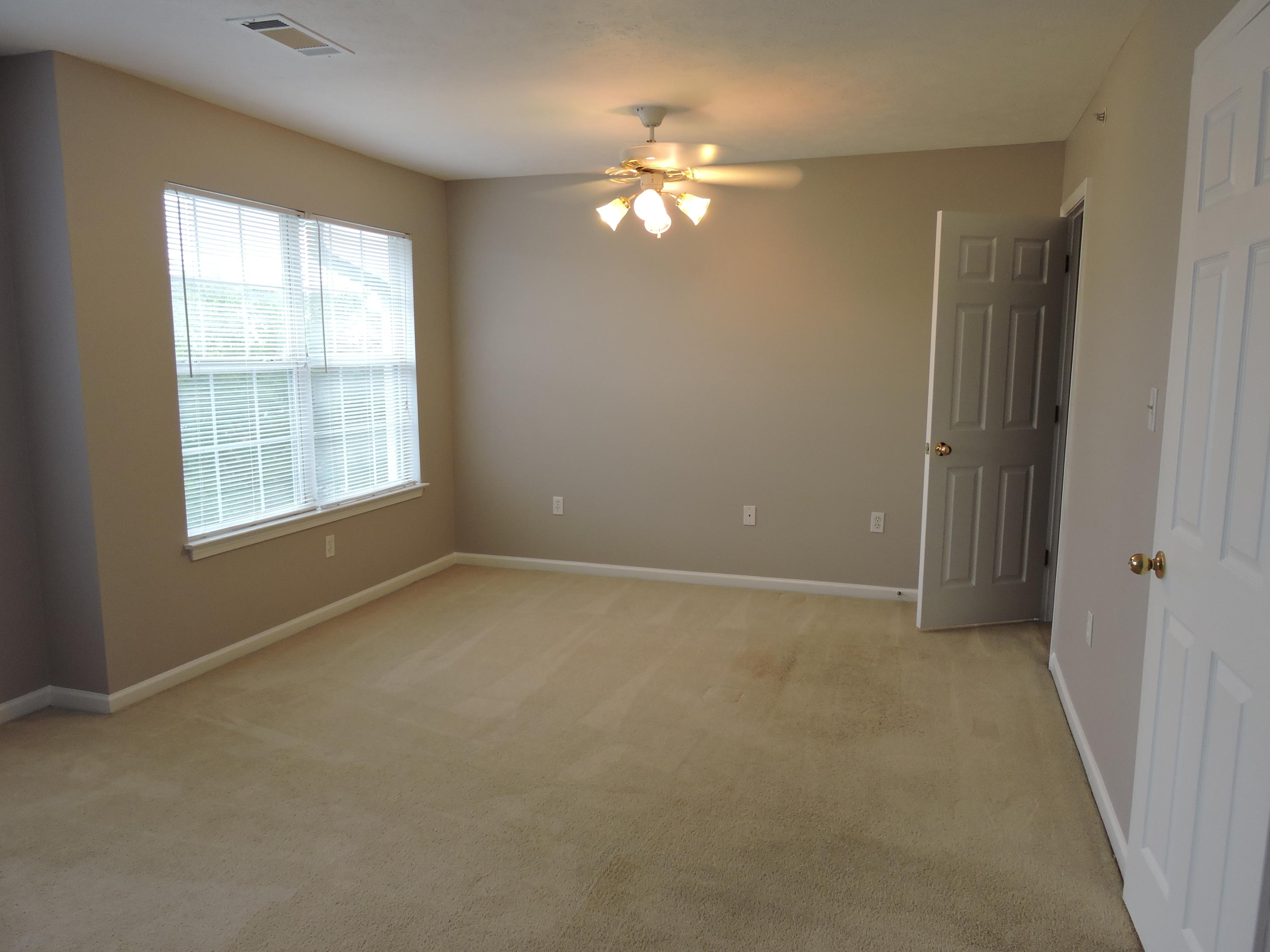 ROLLING PINES - Residential Lease