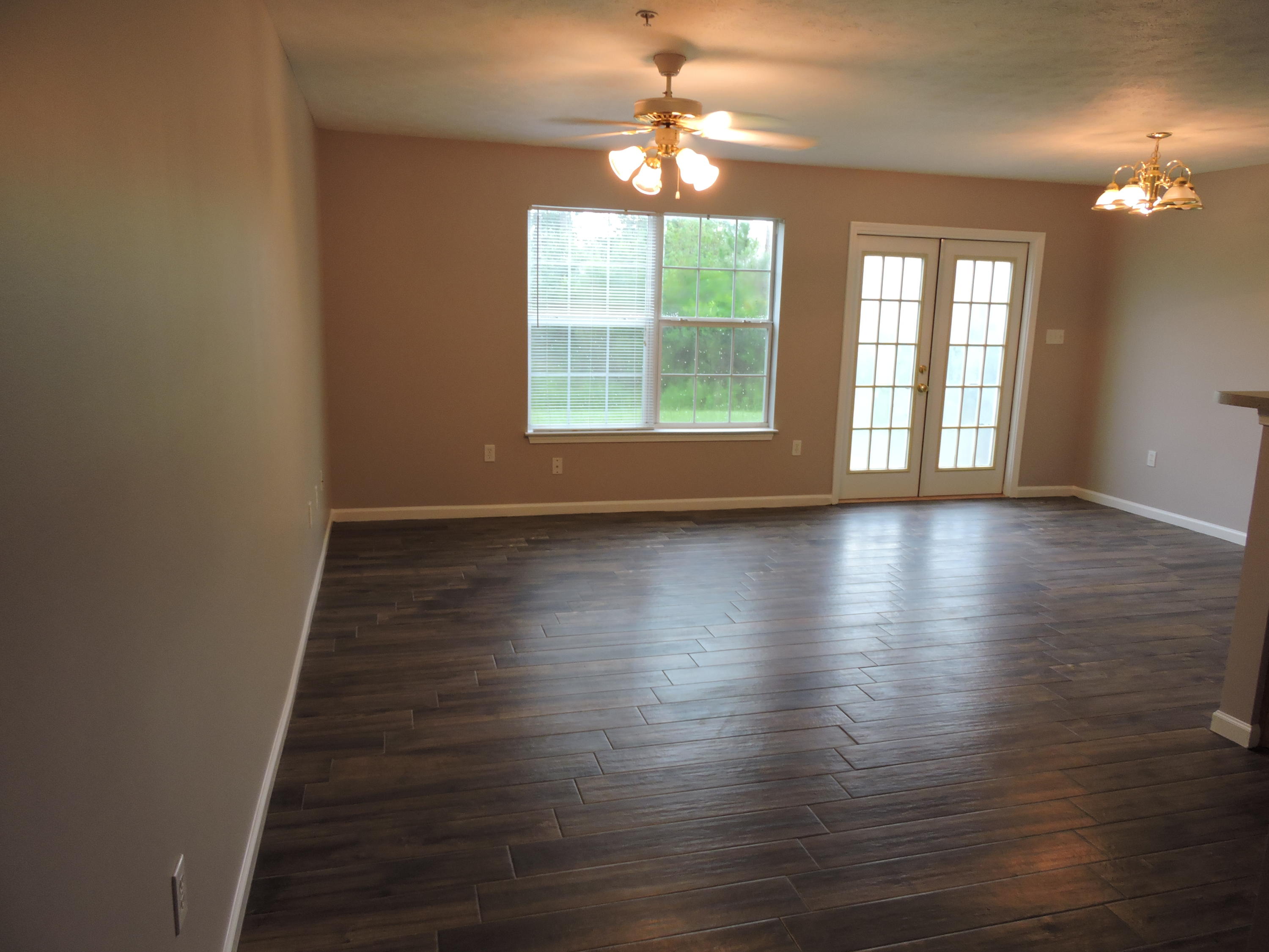 ROLLING PINES - Residential Lease