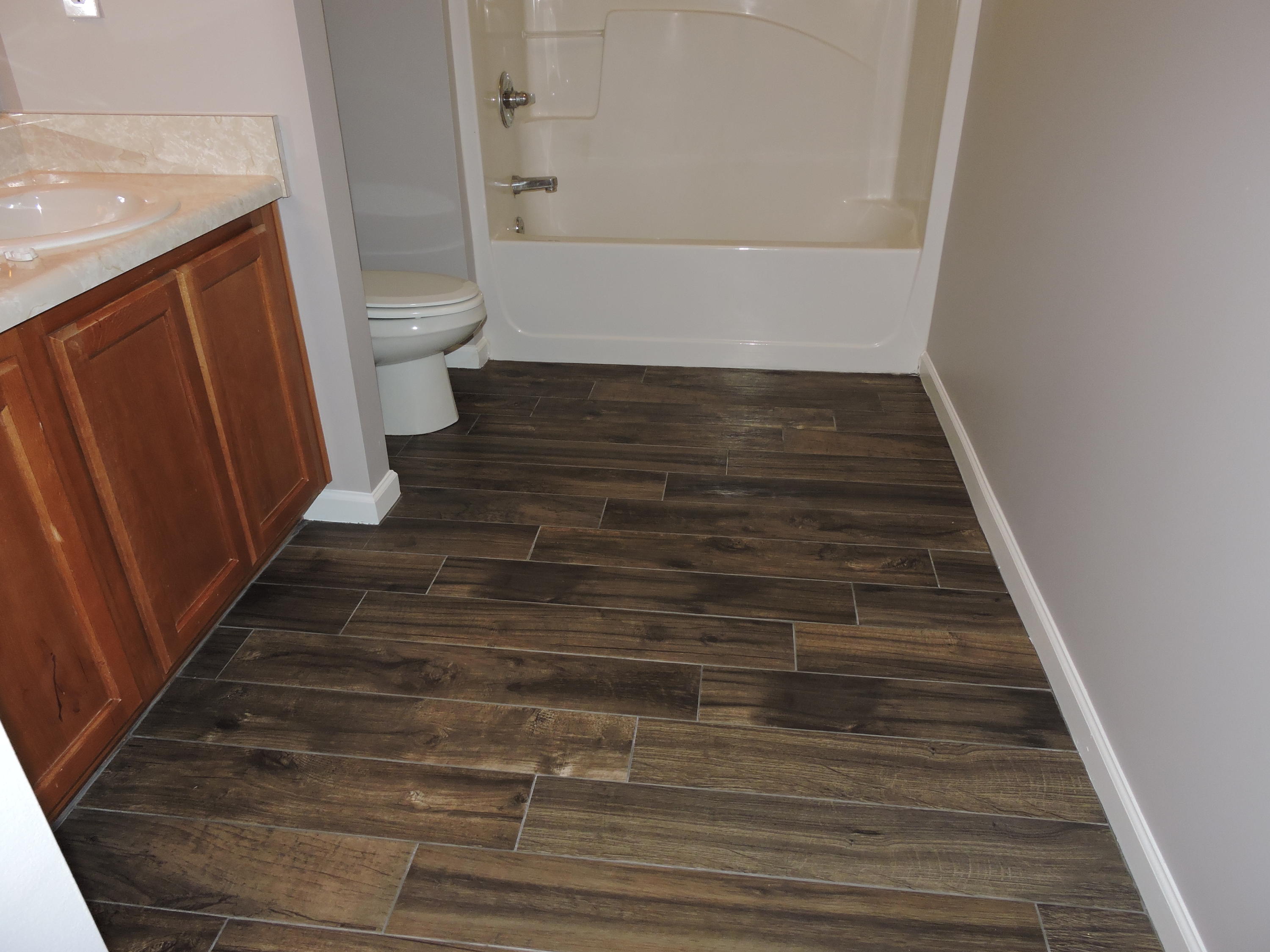 ROLLING PINES - Residential Lease