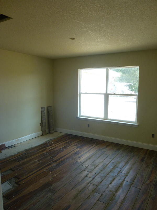 CRESCENT SHORES - Residential