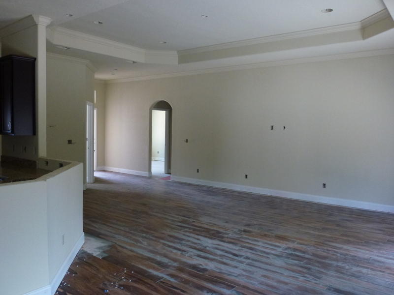 CRESCENT SHORES - Residential