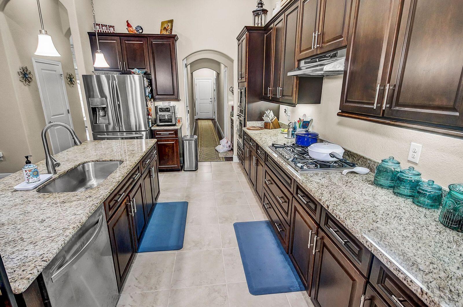HAMMOCK BAY - Residential