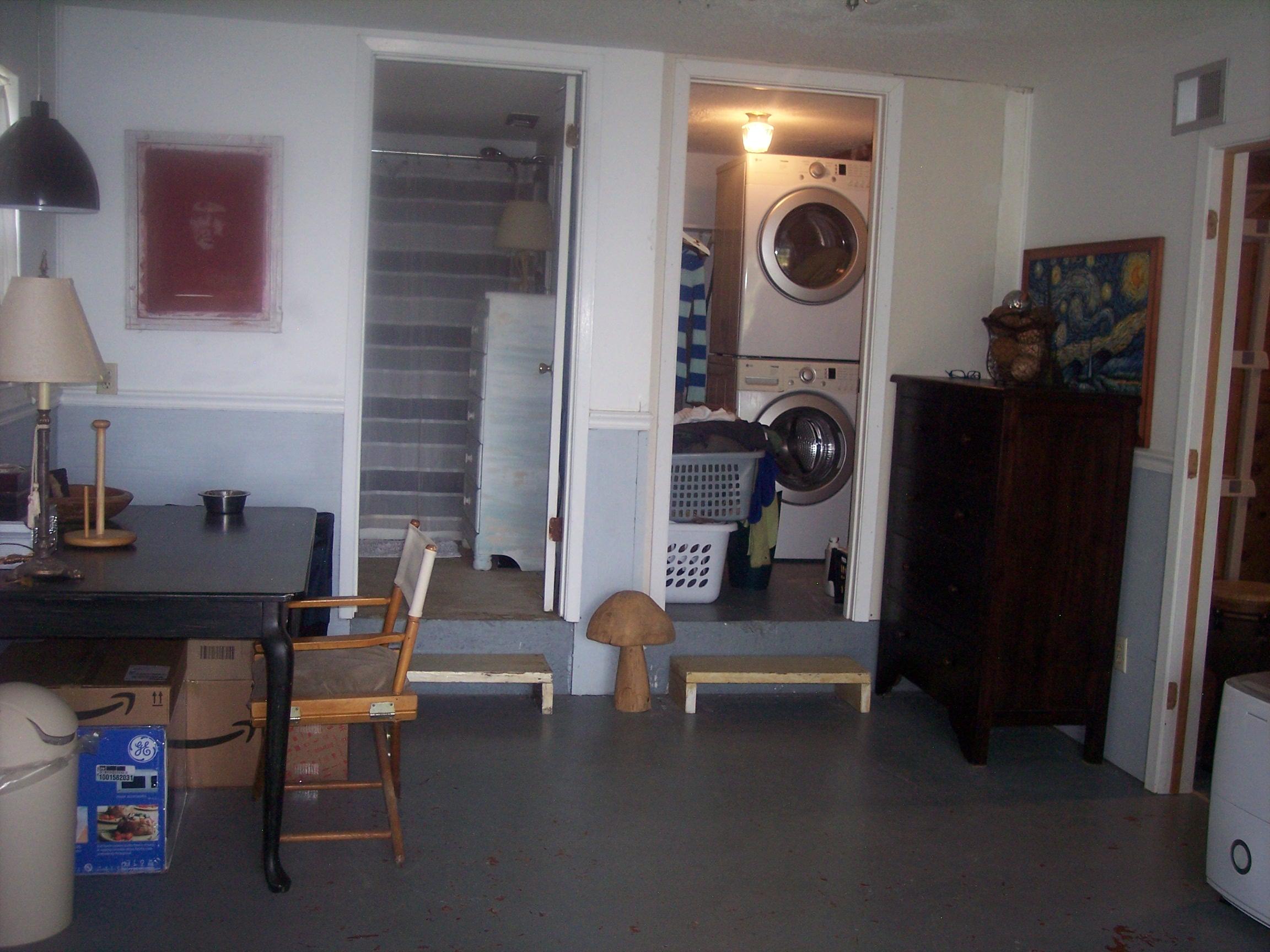 TWIN OAKS 1ST ADDN - Residential