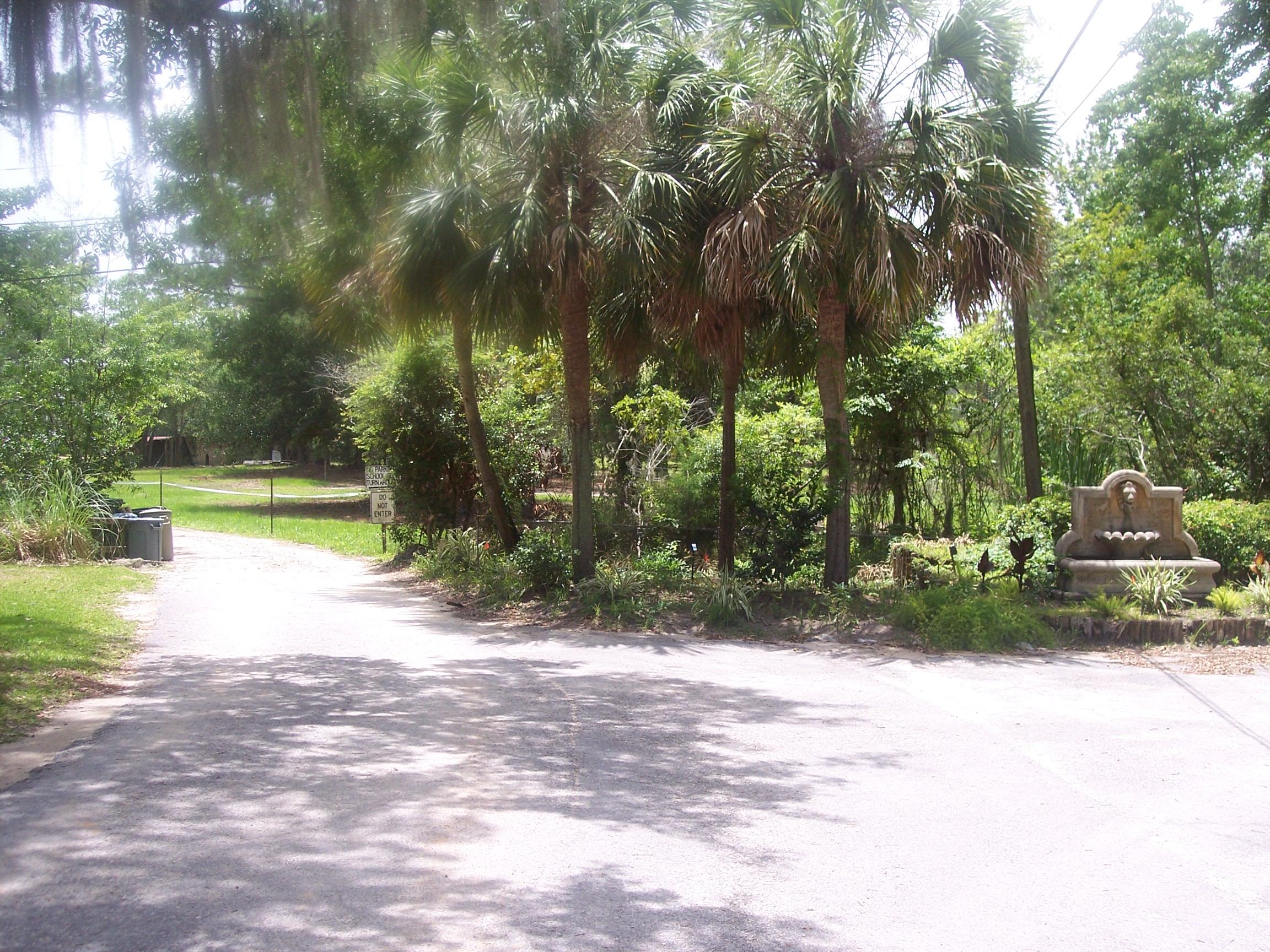 TWIN OAKS 1ST ADDN - Residential