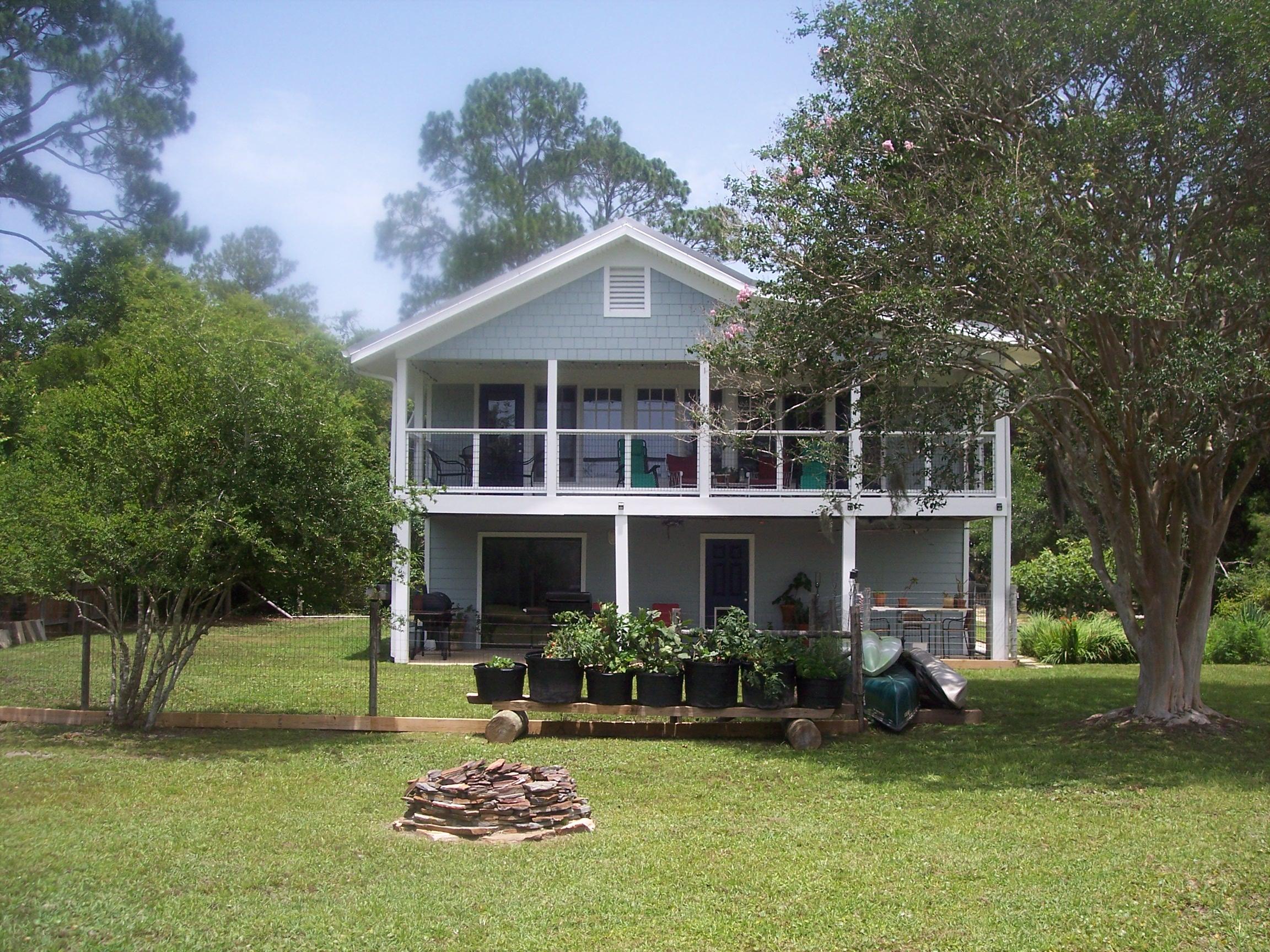 TWIN OAKS 1ST ADDN - Residential