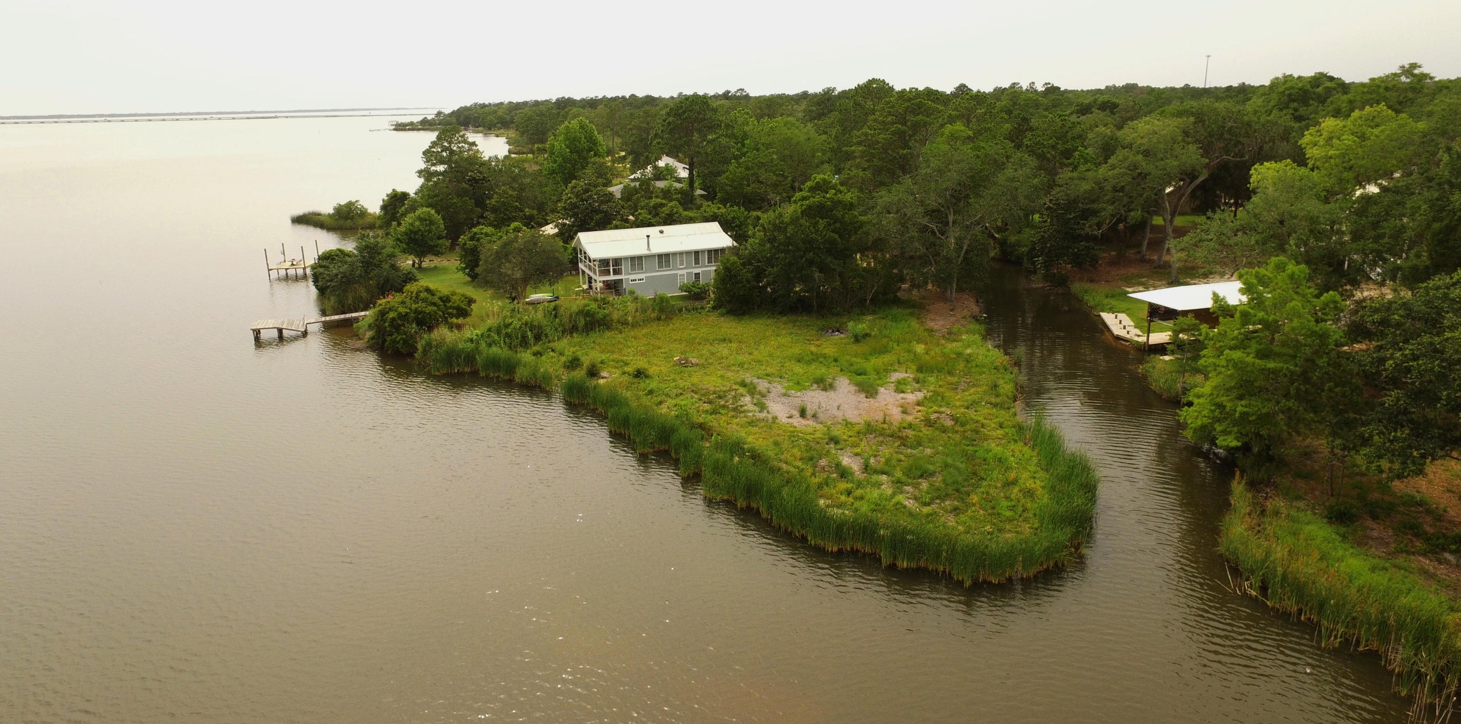 TWIN OAKS 1ST ADDN - Residential