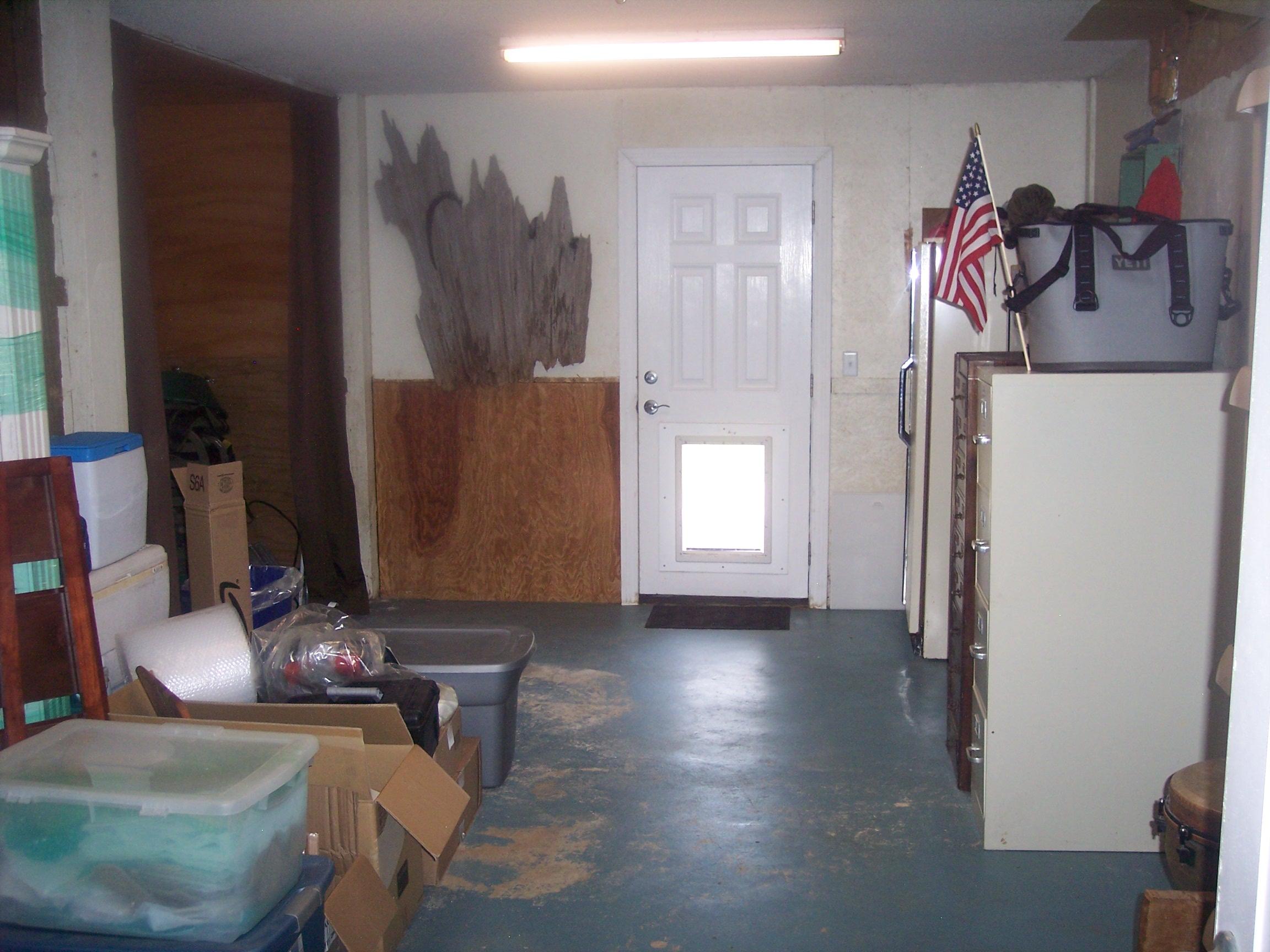 TWIN OAKS 1ST ADDN - Residential