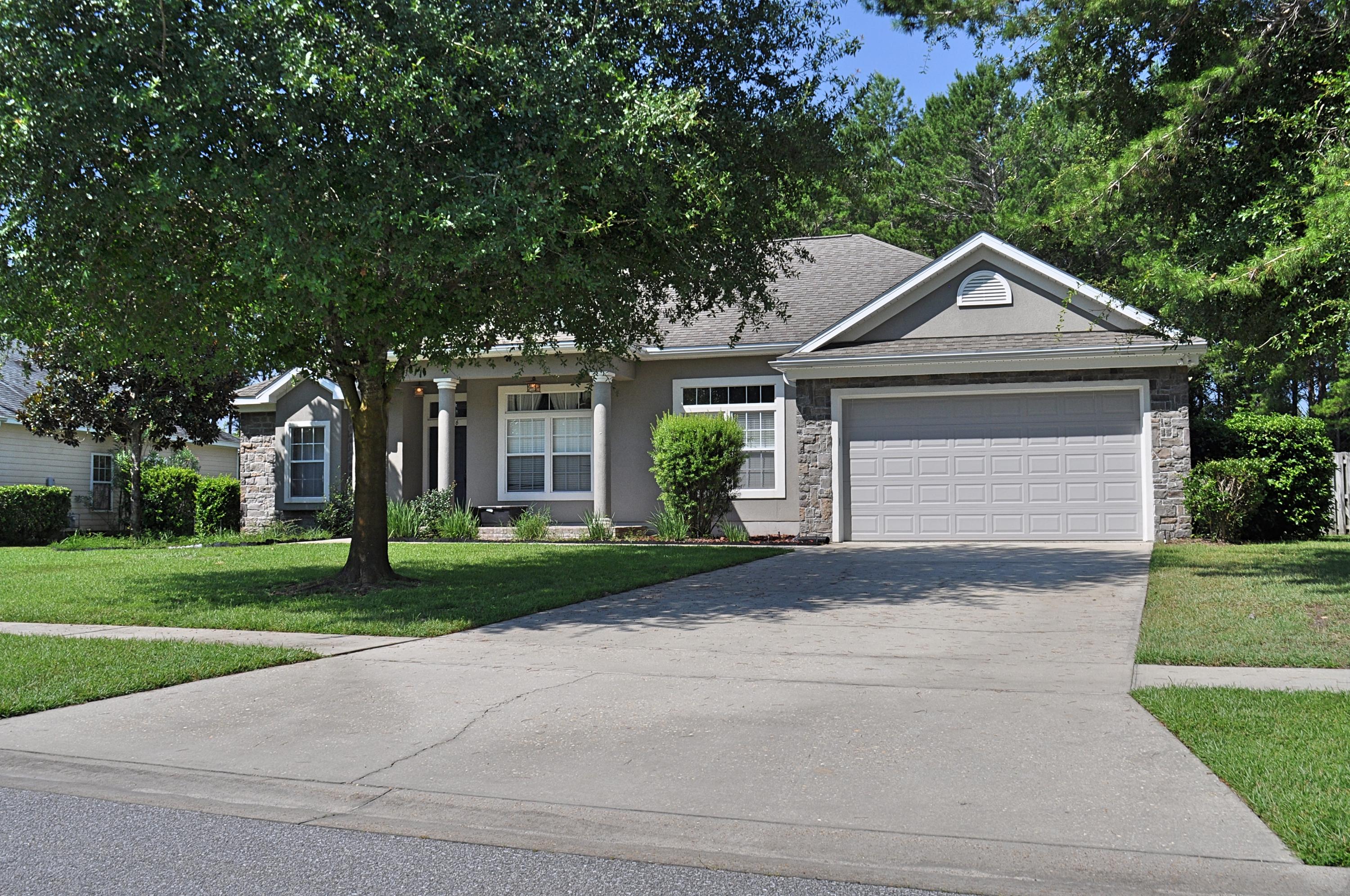 HAMMOCK BAY - Residential