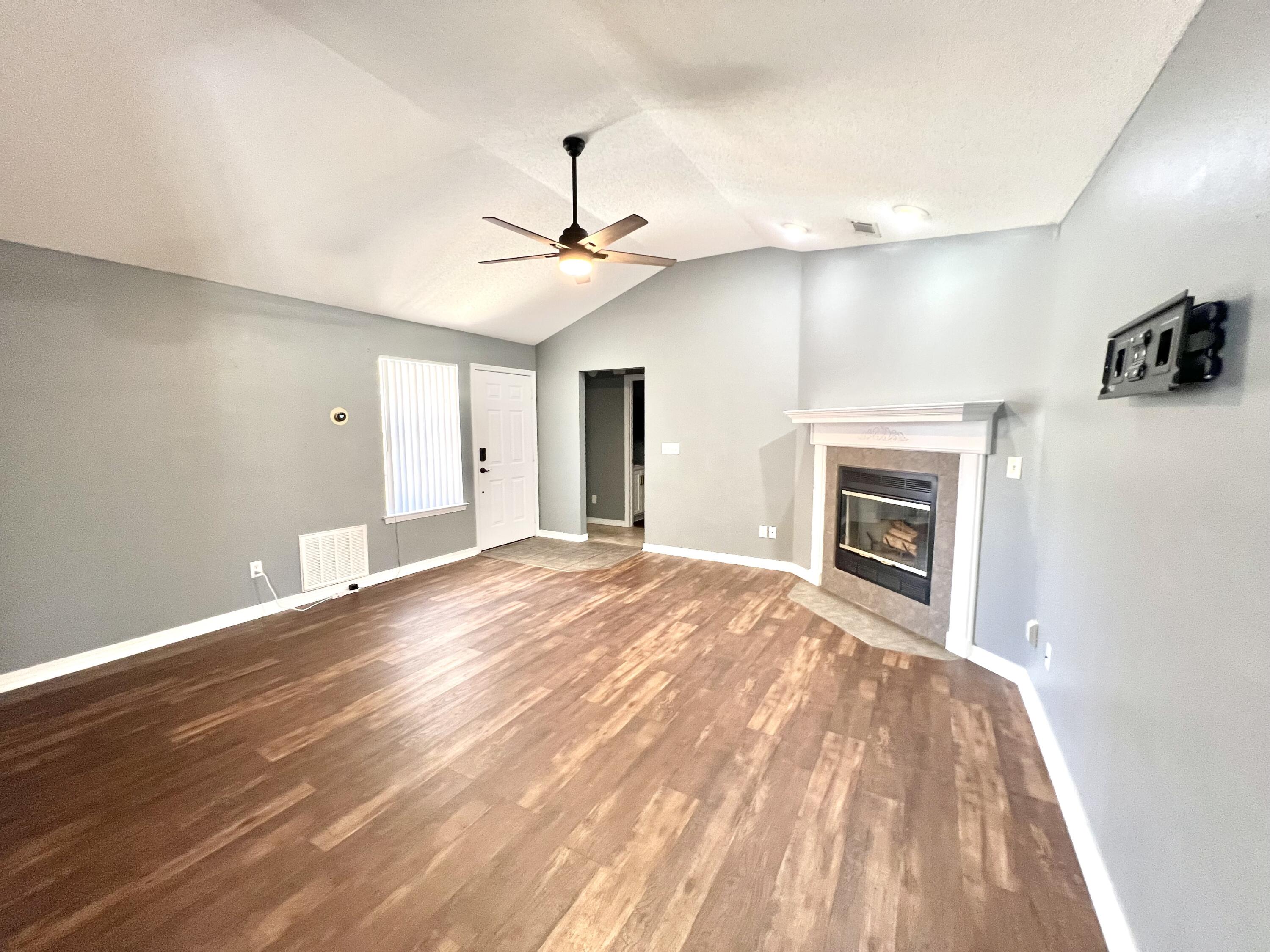 WATERFORD ESTATES S/D - Residential Lease