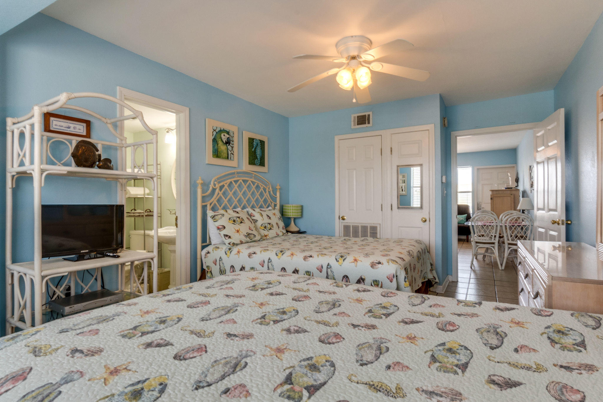 TROPICAL ISLE CONDO - Residential