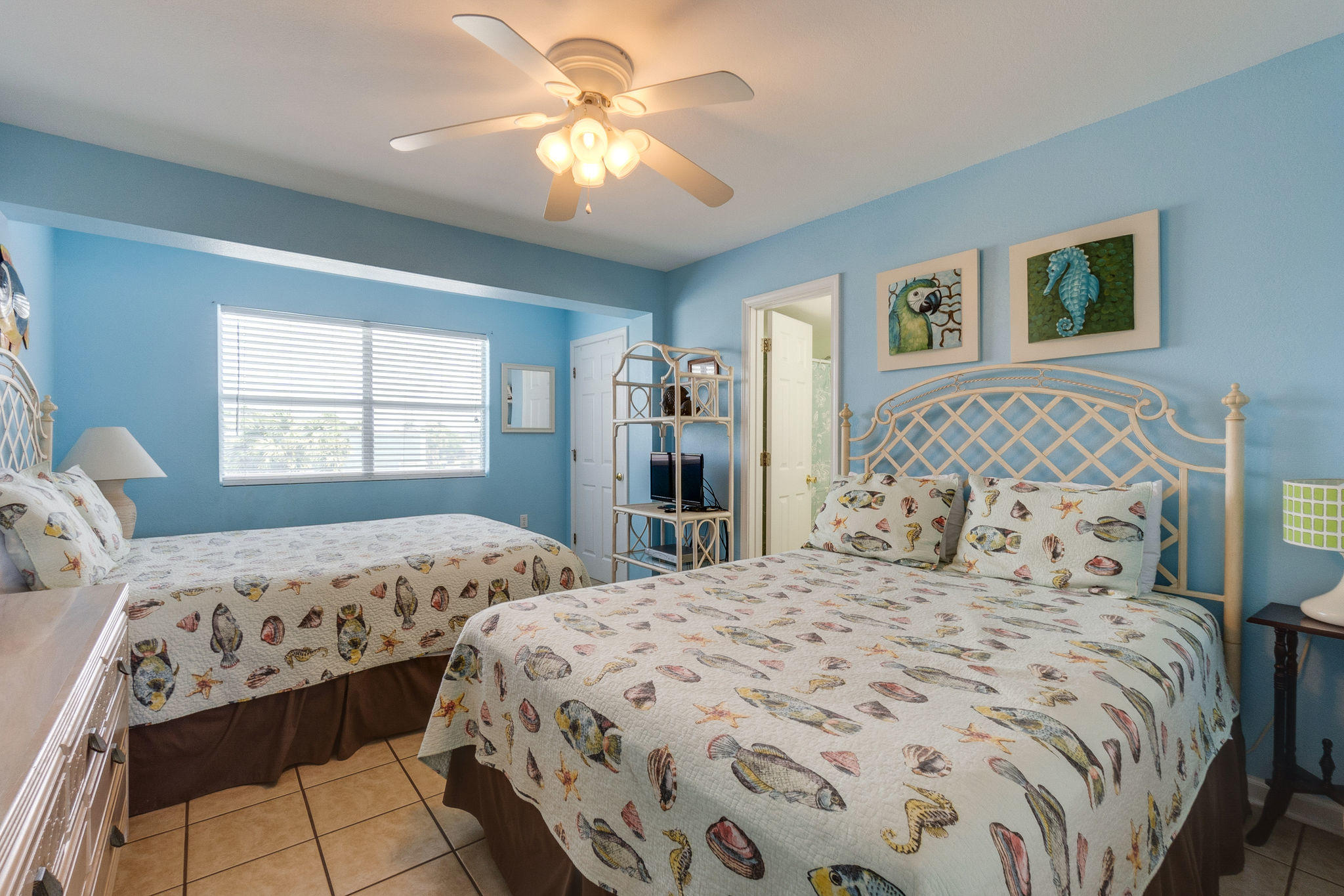 TROPICAL ISLE CONDO - Residential