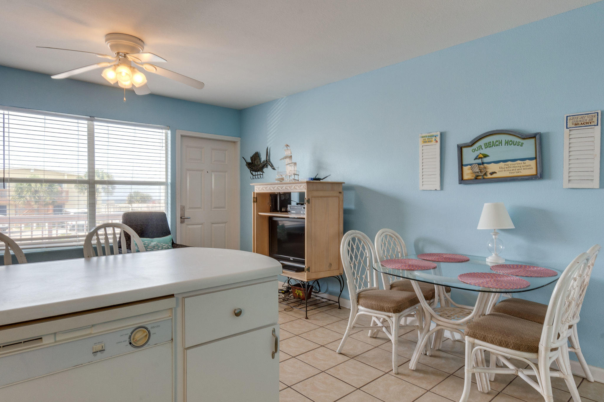 TROPICAL ISLE CONDO - Residential